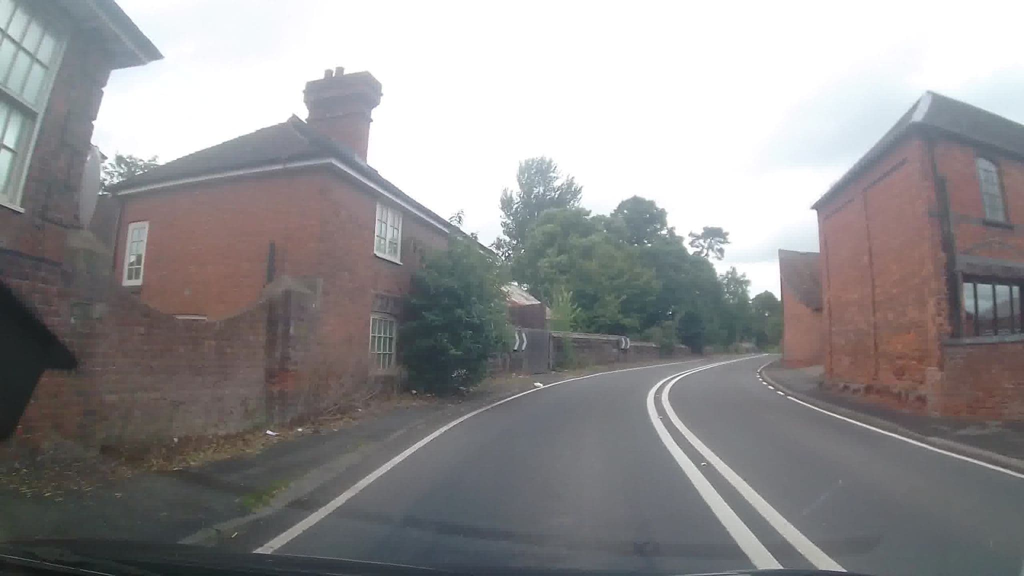 Street view near Albrighton Hall Hotel, Shrewsbury — © trigpoint (CC BY-SA · Mapillary)