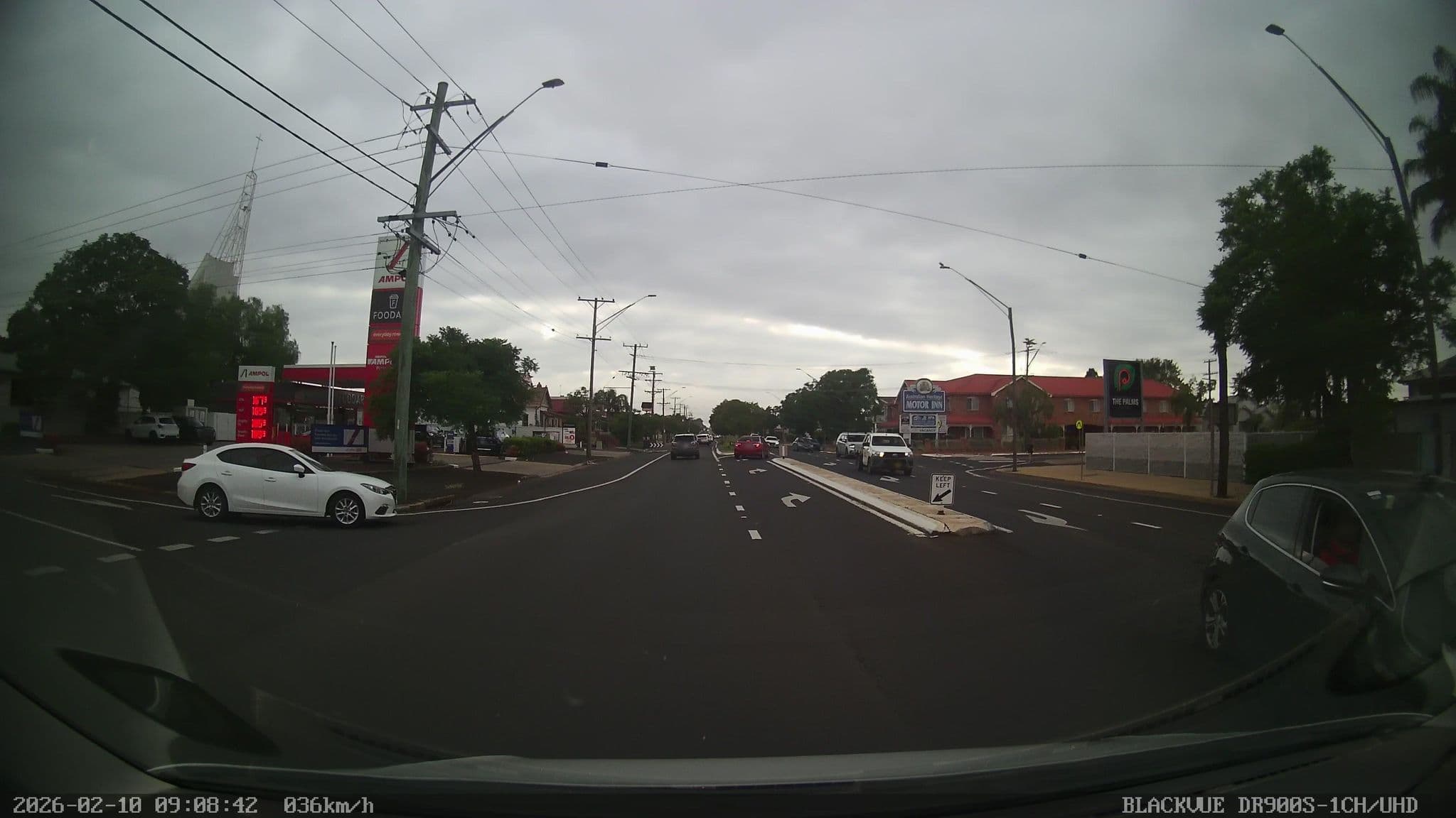 Street view near Dubbo Palms Motel, Dubbo — © bob3bob3 (CC BY-SA · Mapillary)