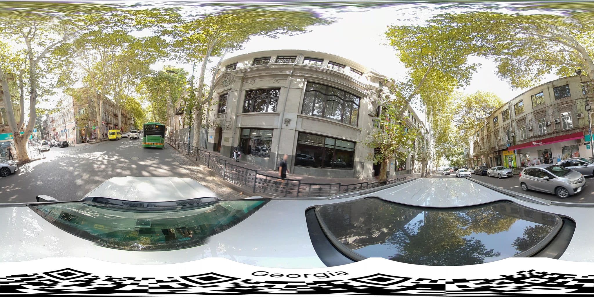Street view near Lucky Hotel, Okroq’ana