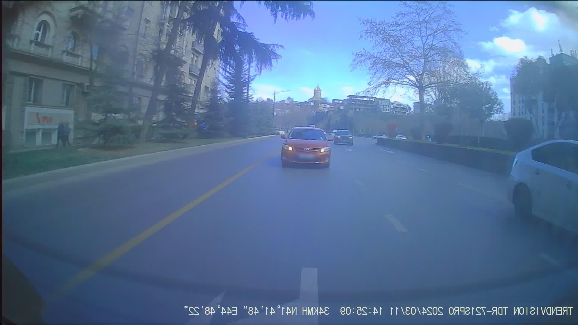 Street view near Zobra Bond, Tbilisi — © noktoborus (CC BY-SA · Mapillary)