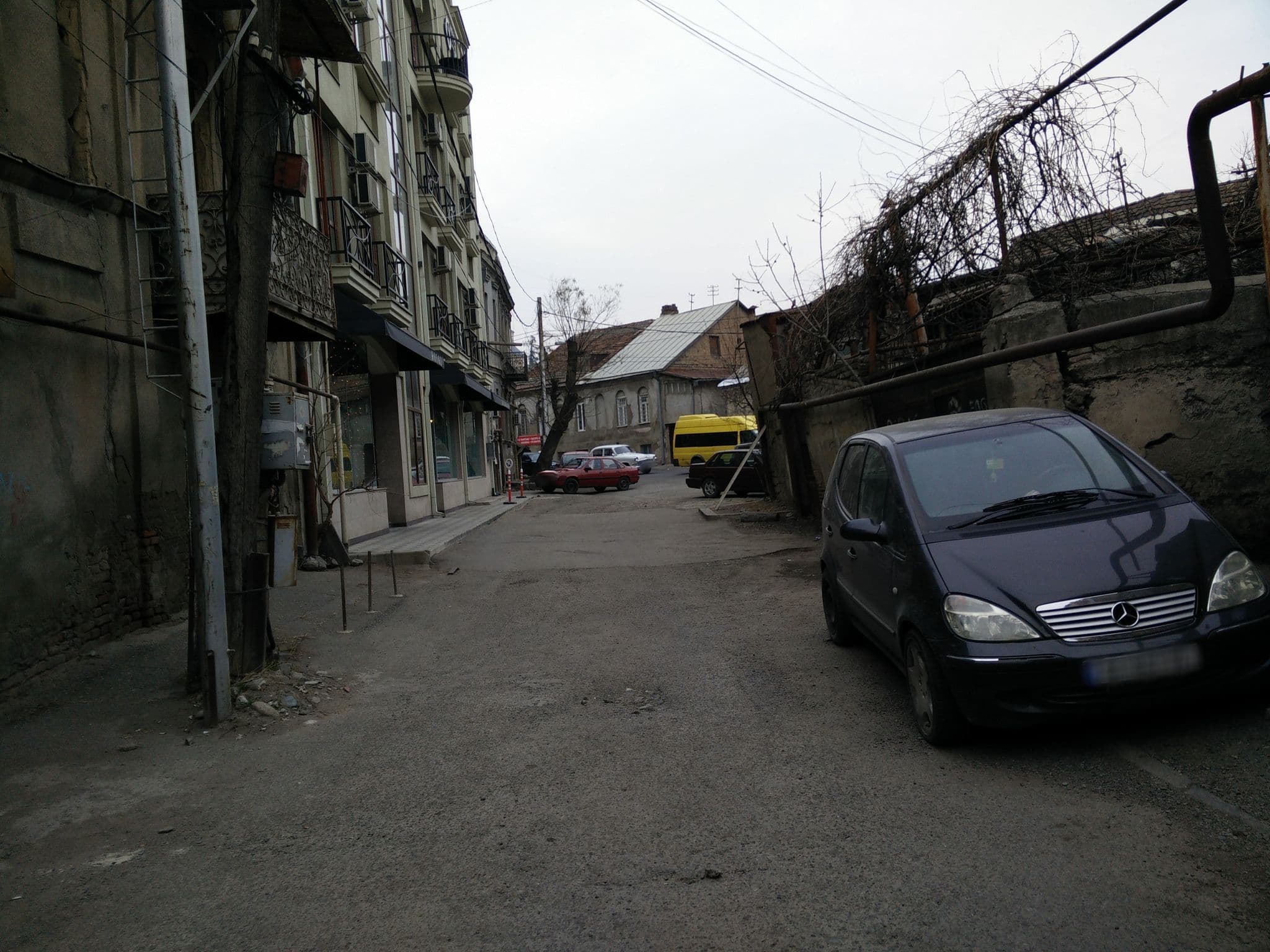 Street view near Guri, Tbilisi — © tothmiklos (CC BY-SA · Mapillary)