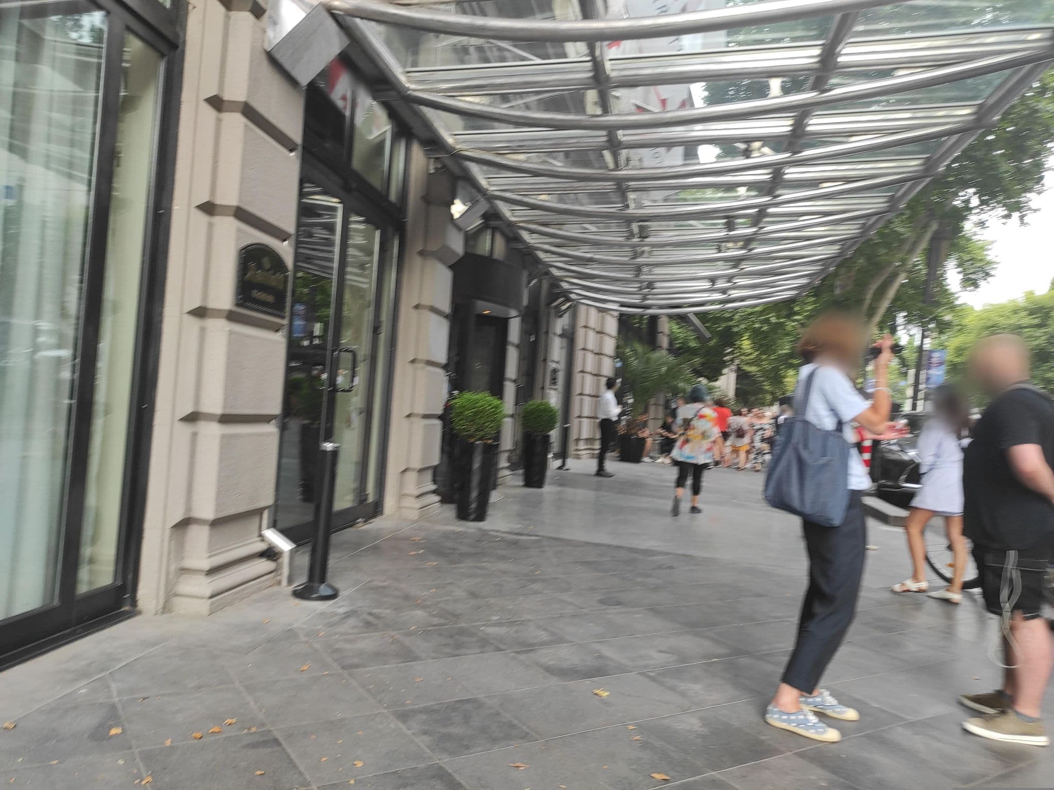 Street view near Tbilisi Marriott Hotel, Okroq’ana
