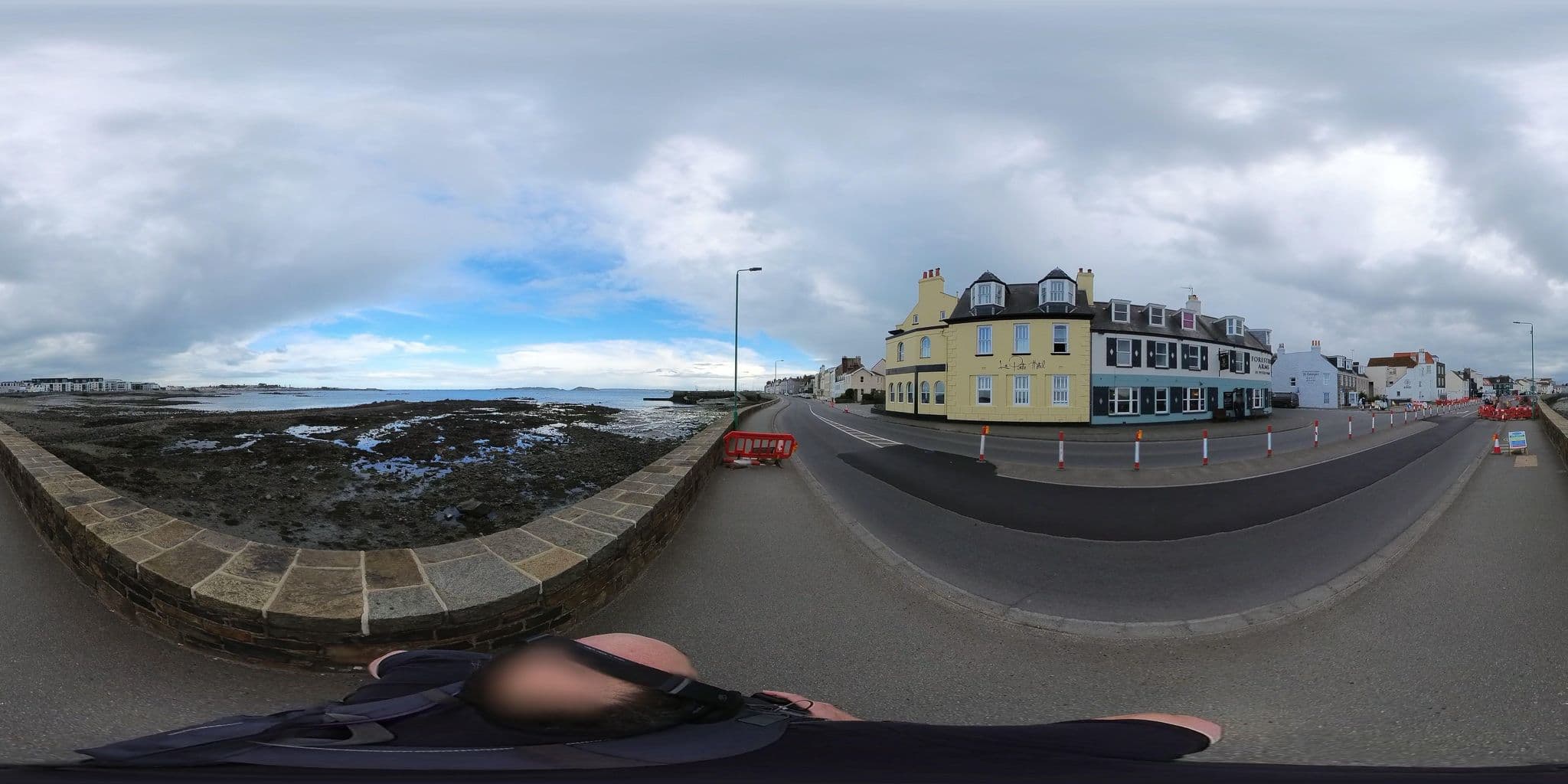 Street view near Foresters Arms Pub and Guest House, Saint Peter Port — © GavinLanoe (CC BY-SA · Mapillary)