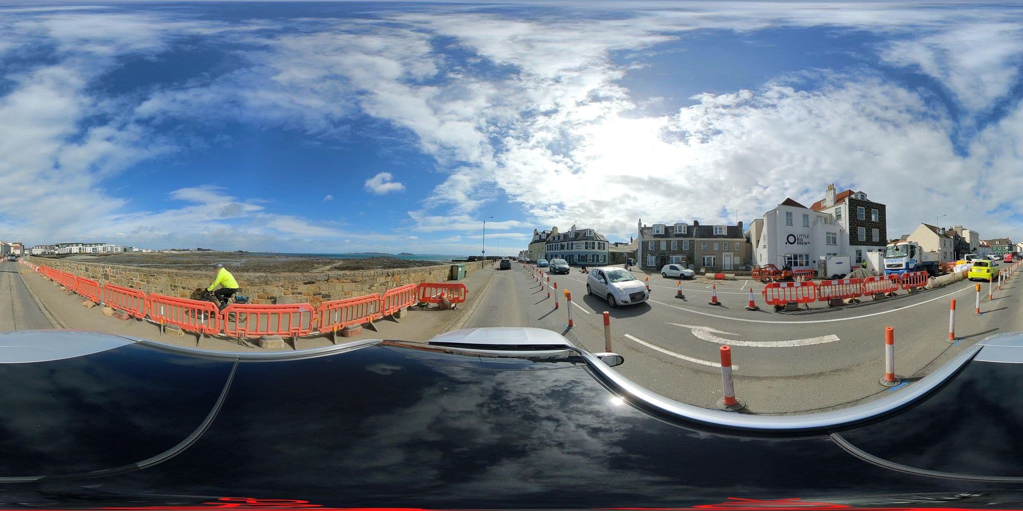 Street view near St George's Guest House, Saint Peter Port — © FiftyPence (CC BY-SA · Mapillary)