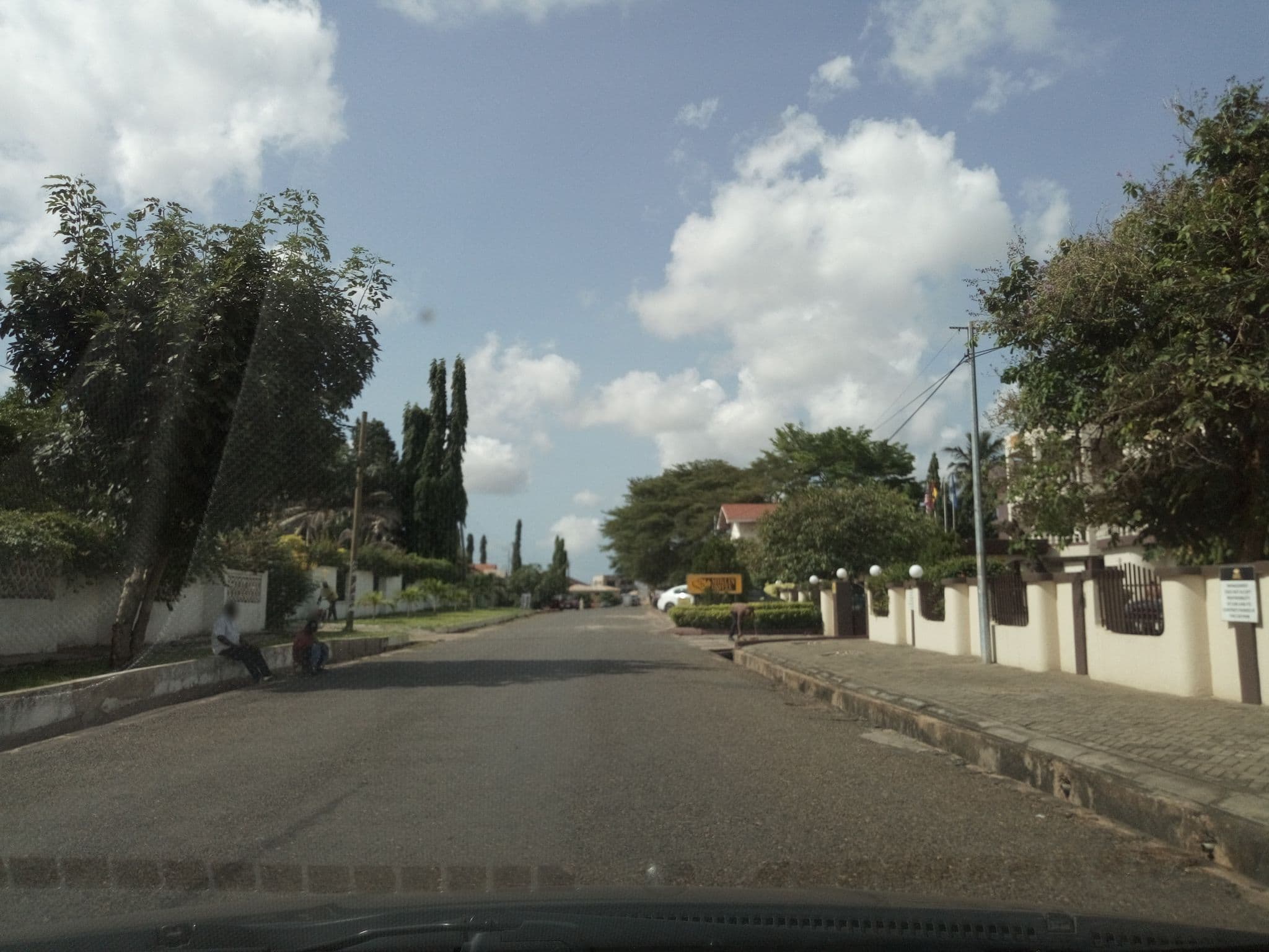 Street view near Miklin Hotel, Medina Estates
