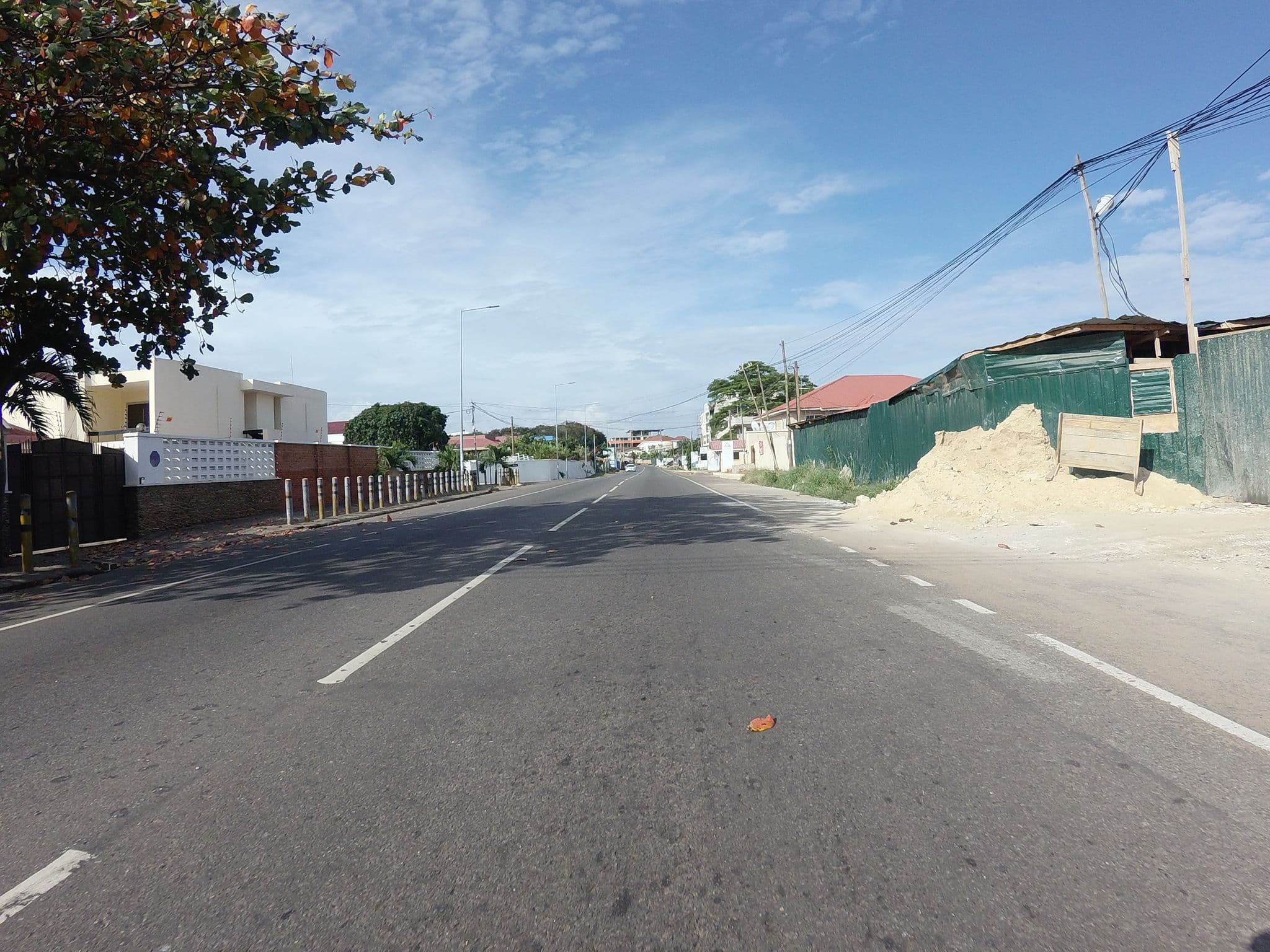 Street view near Headlines Hospitality, Osu — © mawutor (CC BY-SA · Mapillary)