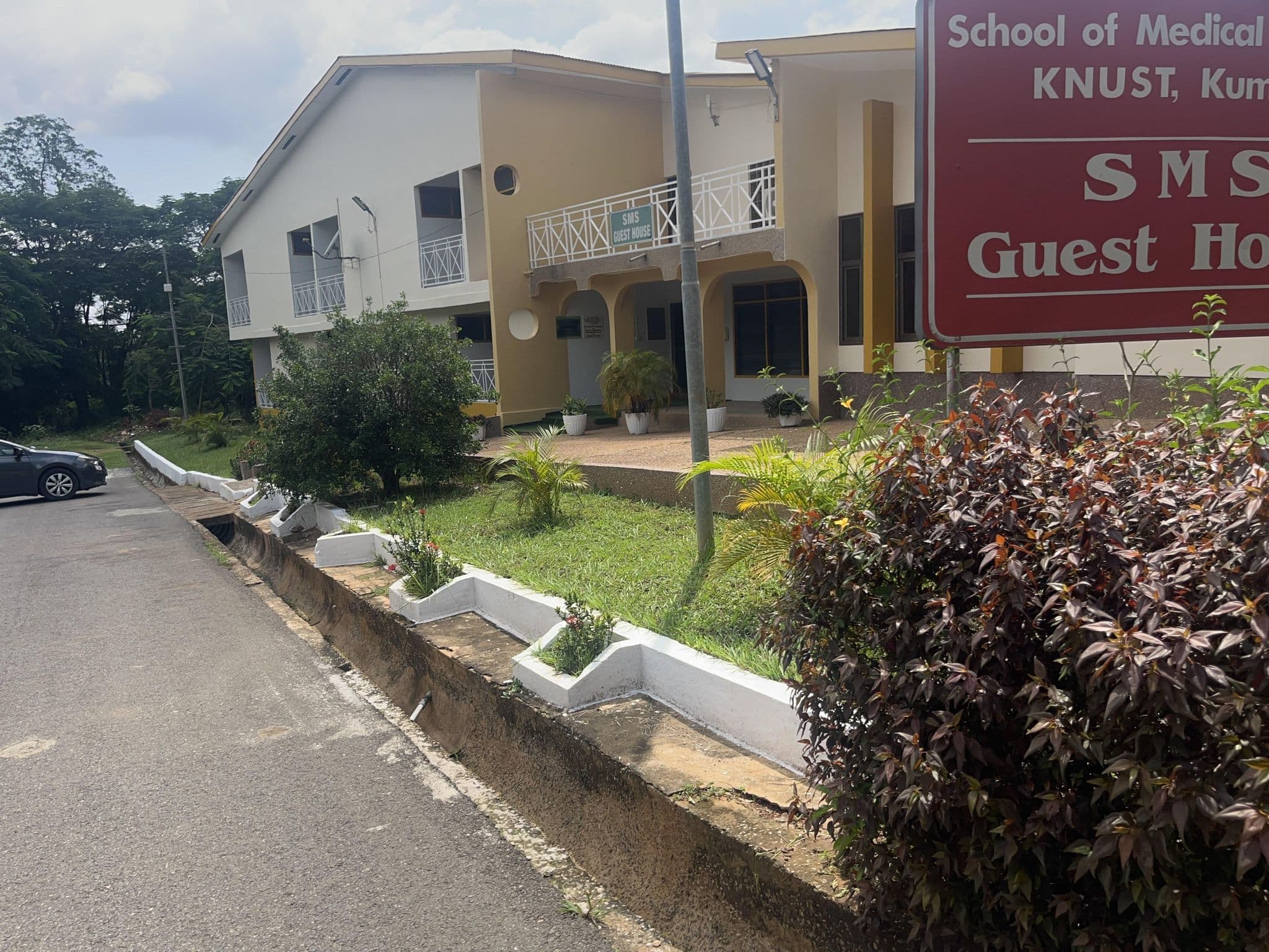 Street view near SMS Guest House, Kumasi — © Agadzi (CC BY-SA · Mapillary)