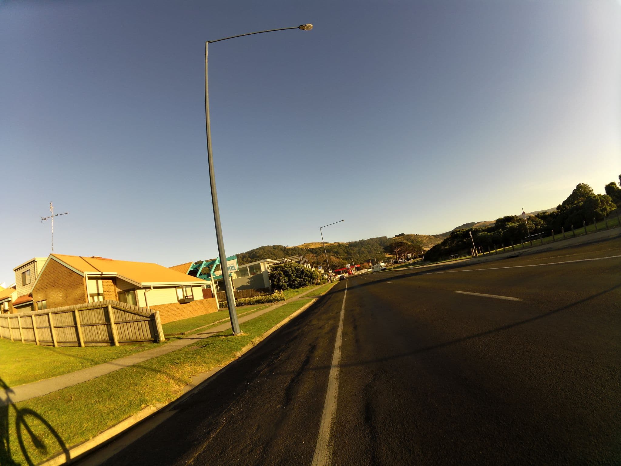 Street view near The Beachfront Motel, Apollo Bay — © skillsy (CC BY-SA · Mapillary)