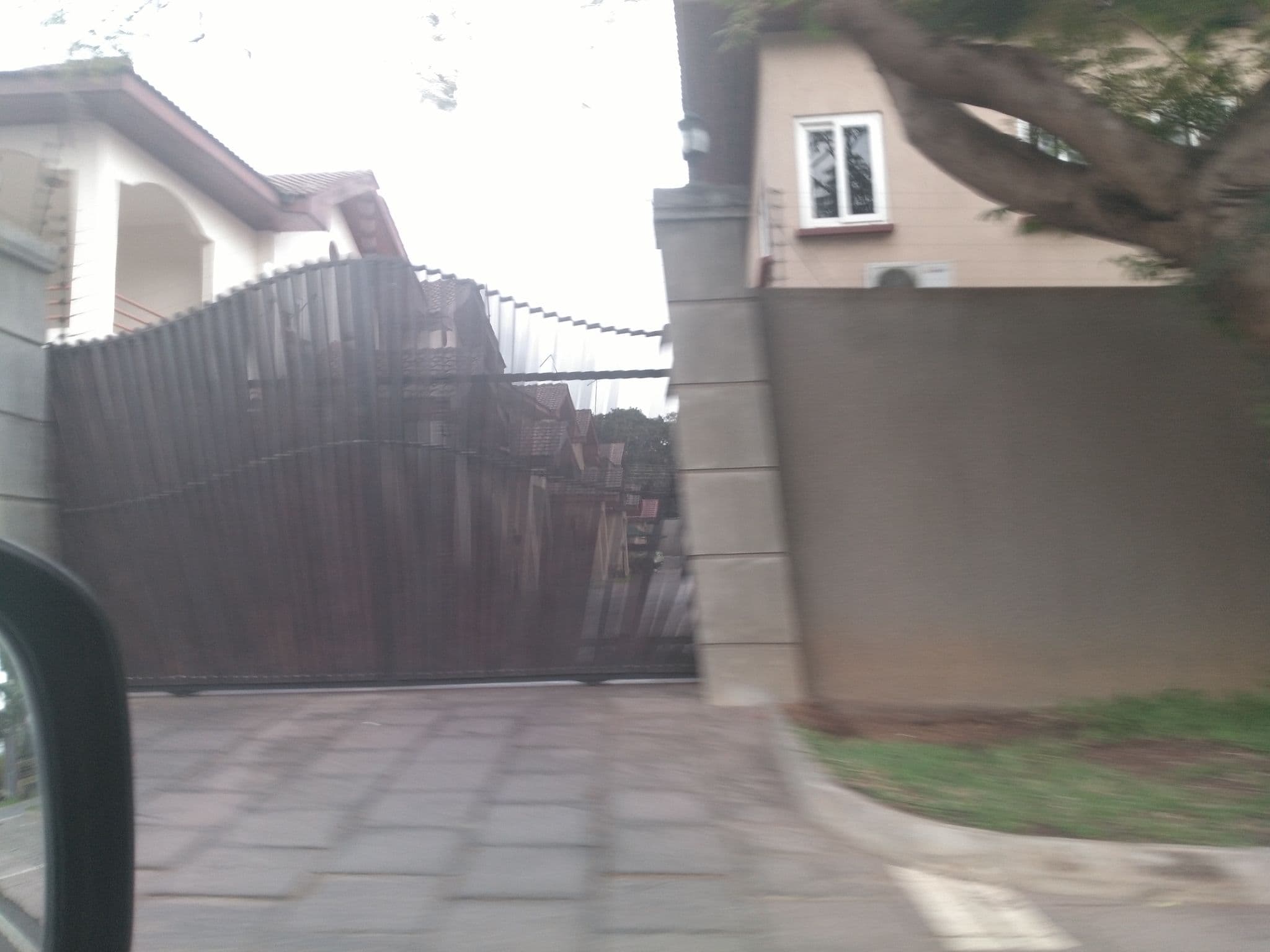 Street view near Parker Airport Resort, Osu — © ralebipim (CC BY-SA · Mapillary)