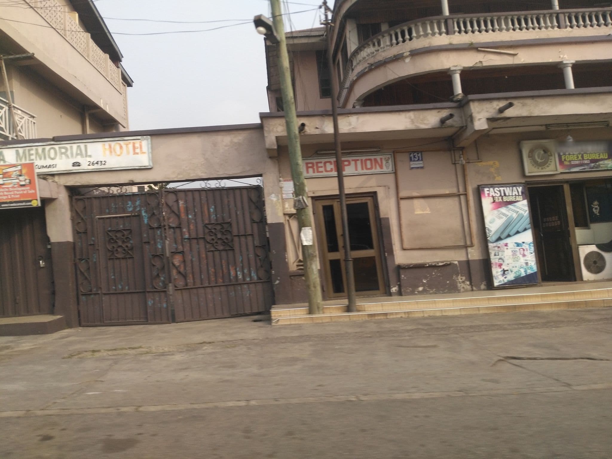 Street view near Menka Memorial Hotel, Kumasi