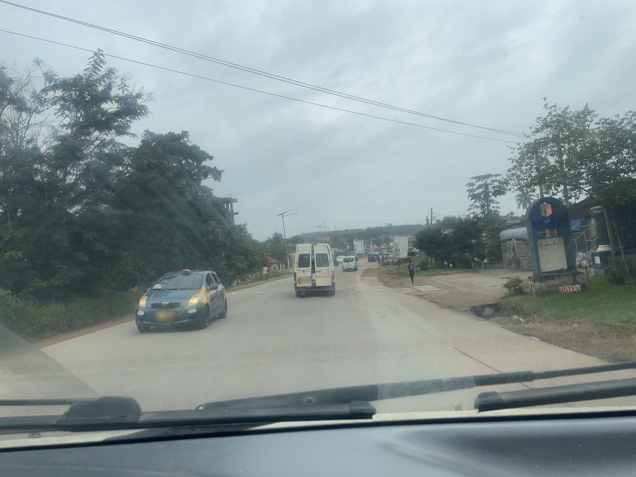 Street view near Hutchland Hotel, Cape Coast — © Petra_Gifty (CC BY-SA · Mapillary)