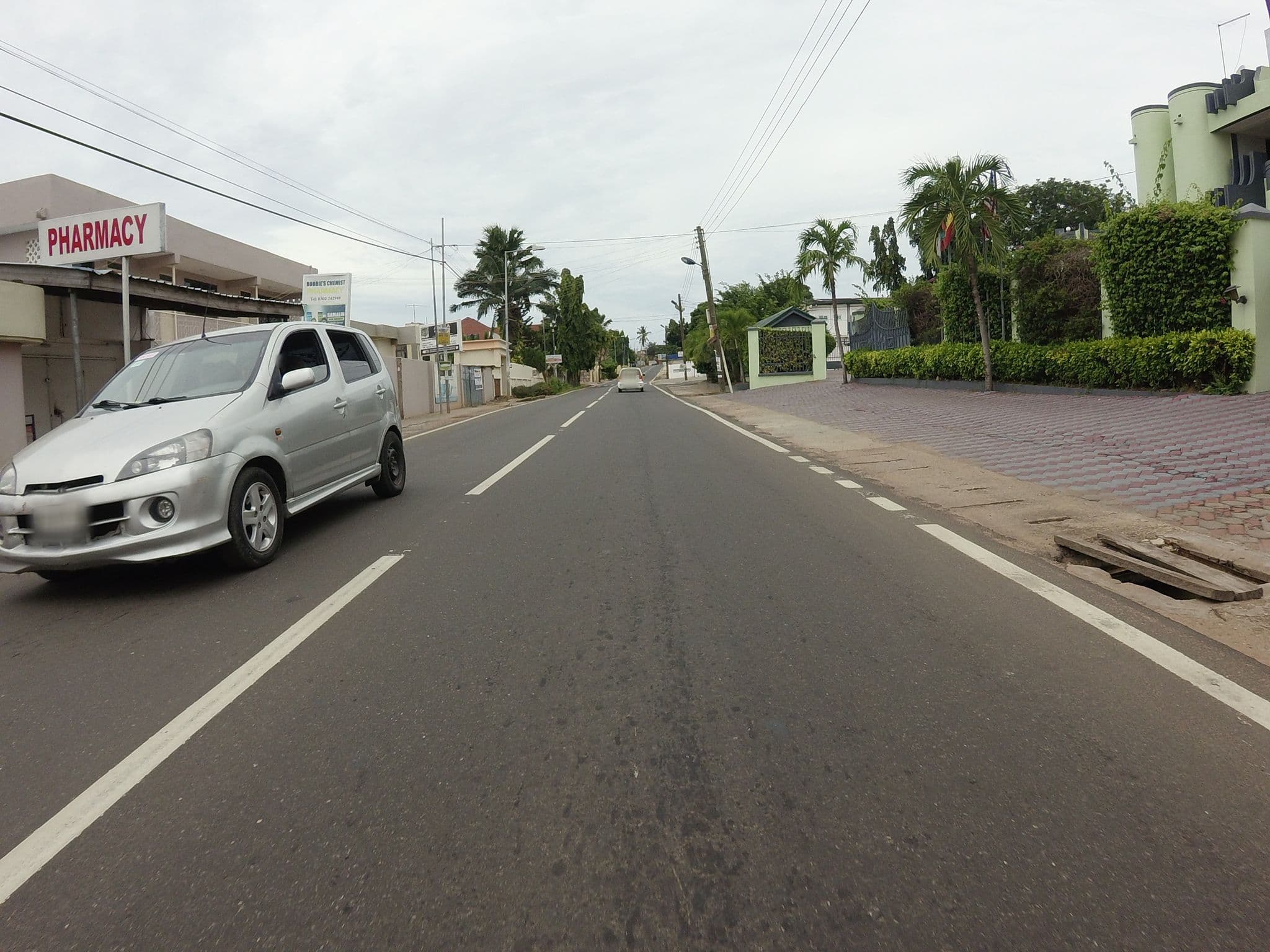 Street view near Crystal Palm Hotels, New Achimota — © mawutor (CC BY-SA · Mapillary)