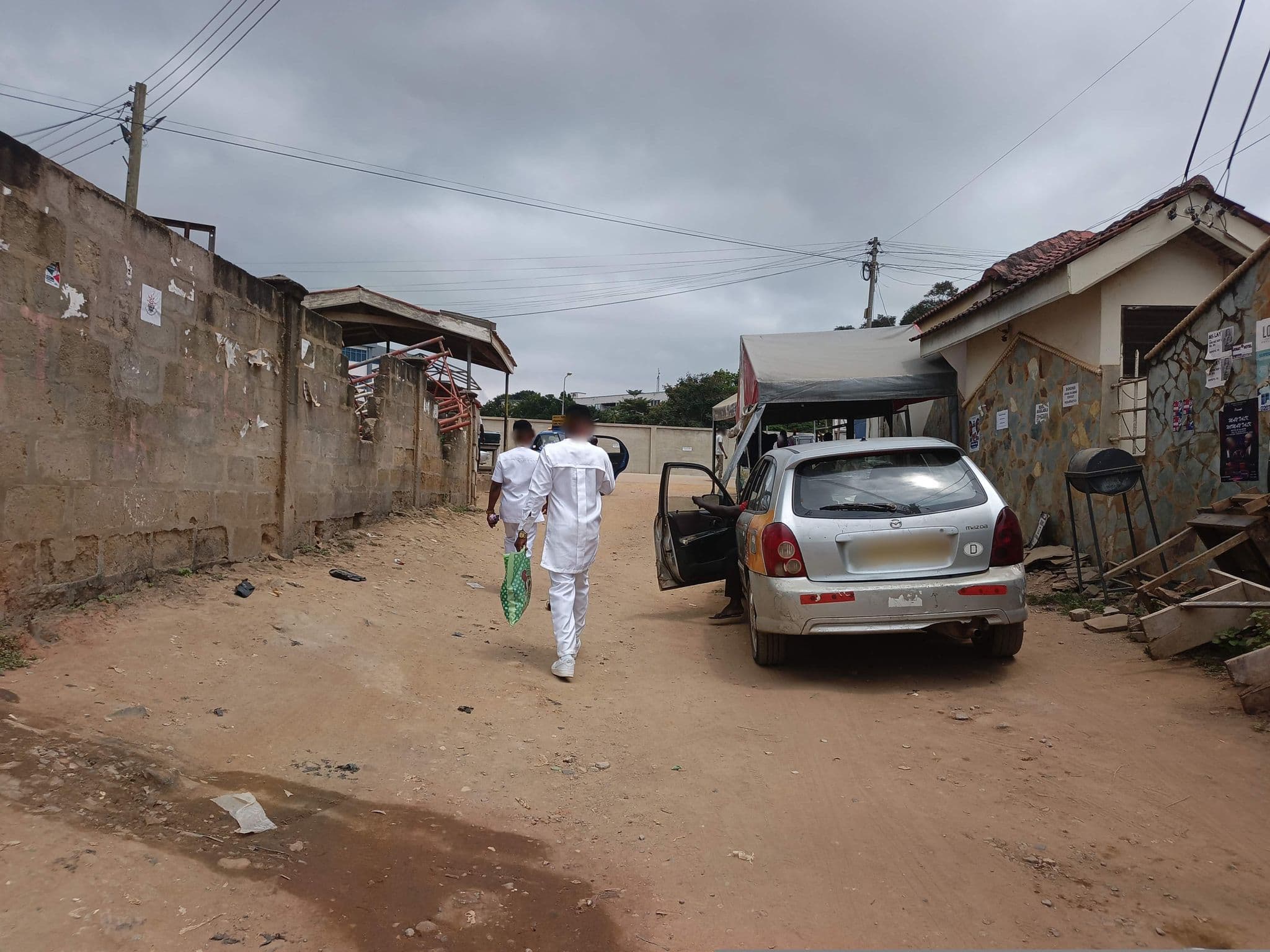 Street view near Oye Inn, Cape Coast