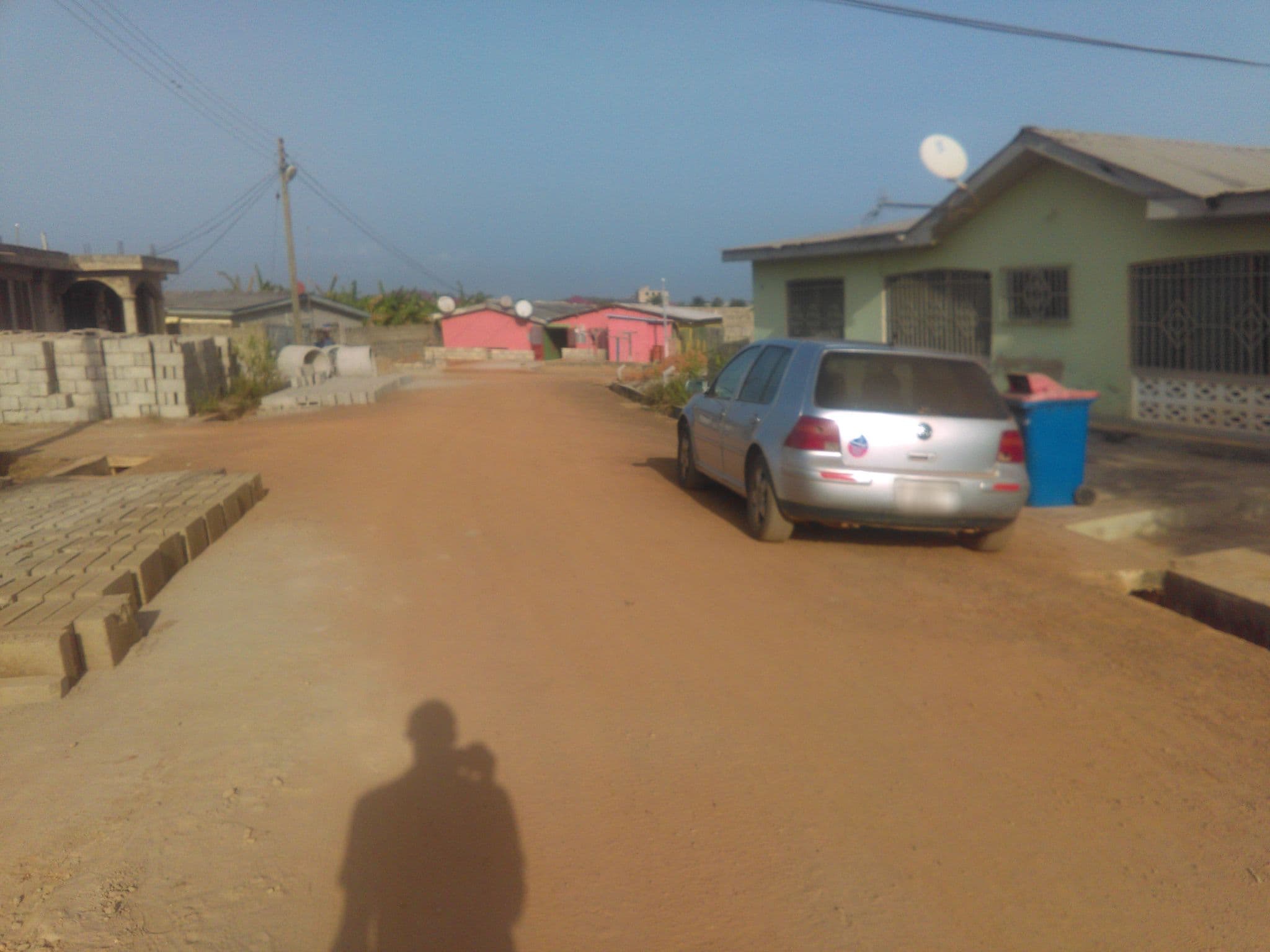 Street view near White Hostel, Amamoma UCC, Cape Coast — © bubba123 (CC BY-SA · Mapillary)