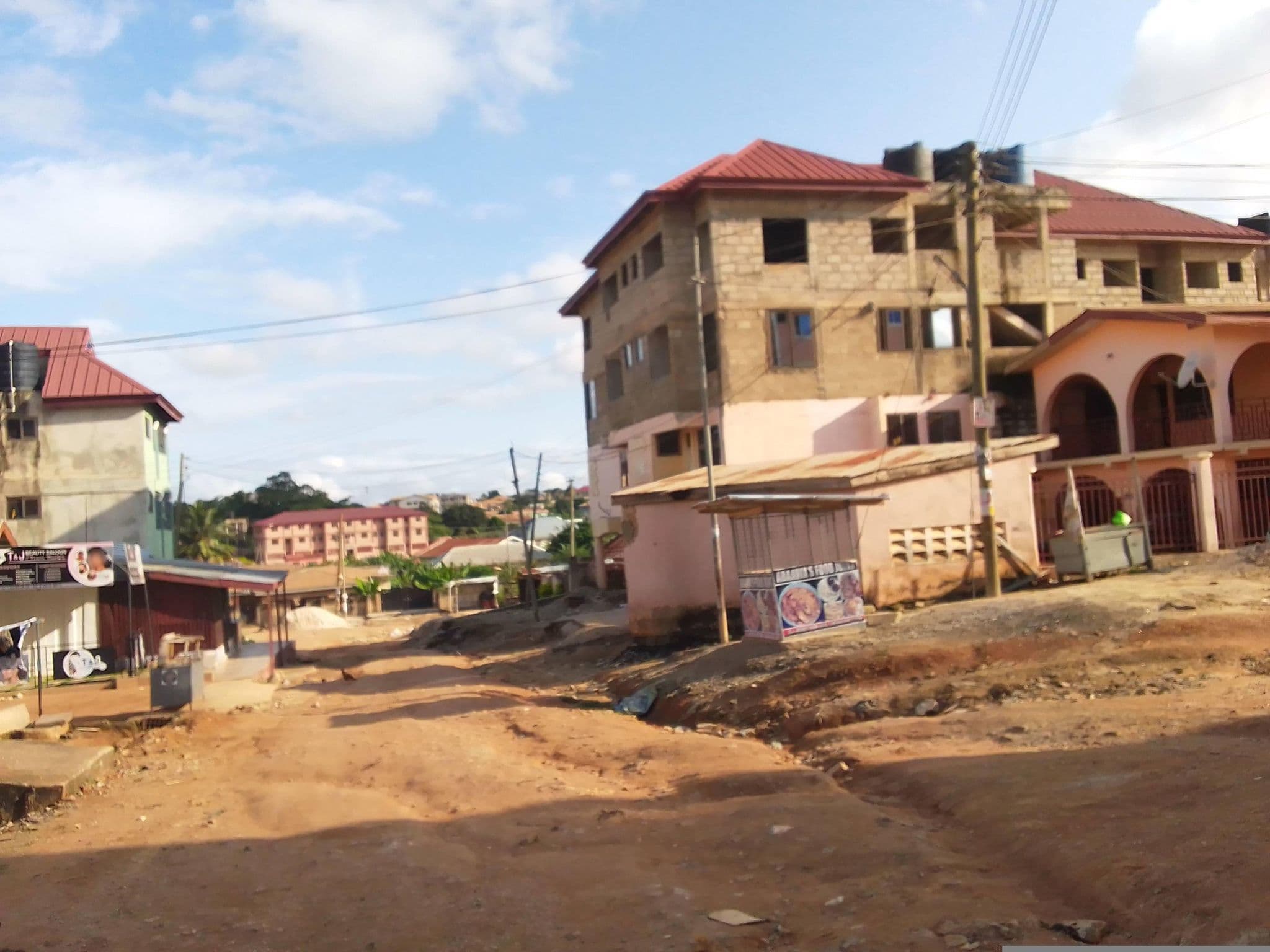 Street view near Peace Hostel, Kumasi