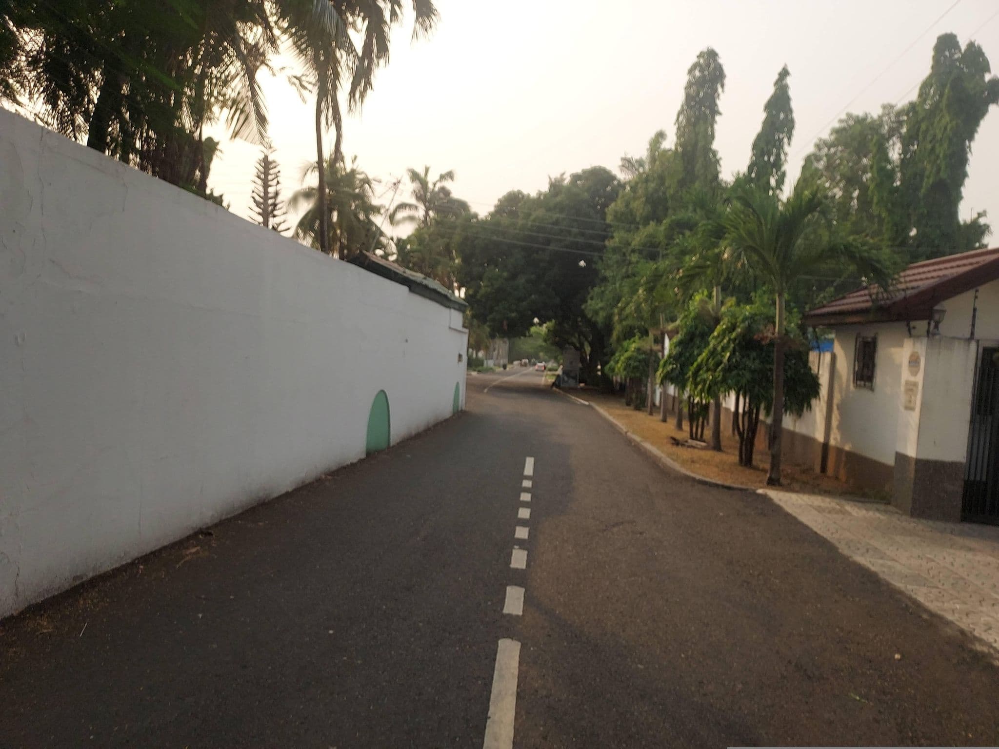 Street view near Lavender Lodge, Medina Estates — © Berchiepratt03 (CC BY-SA · Mapillary)