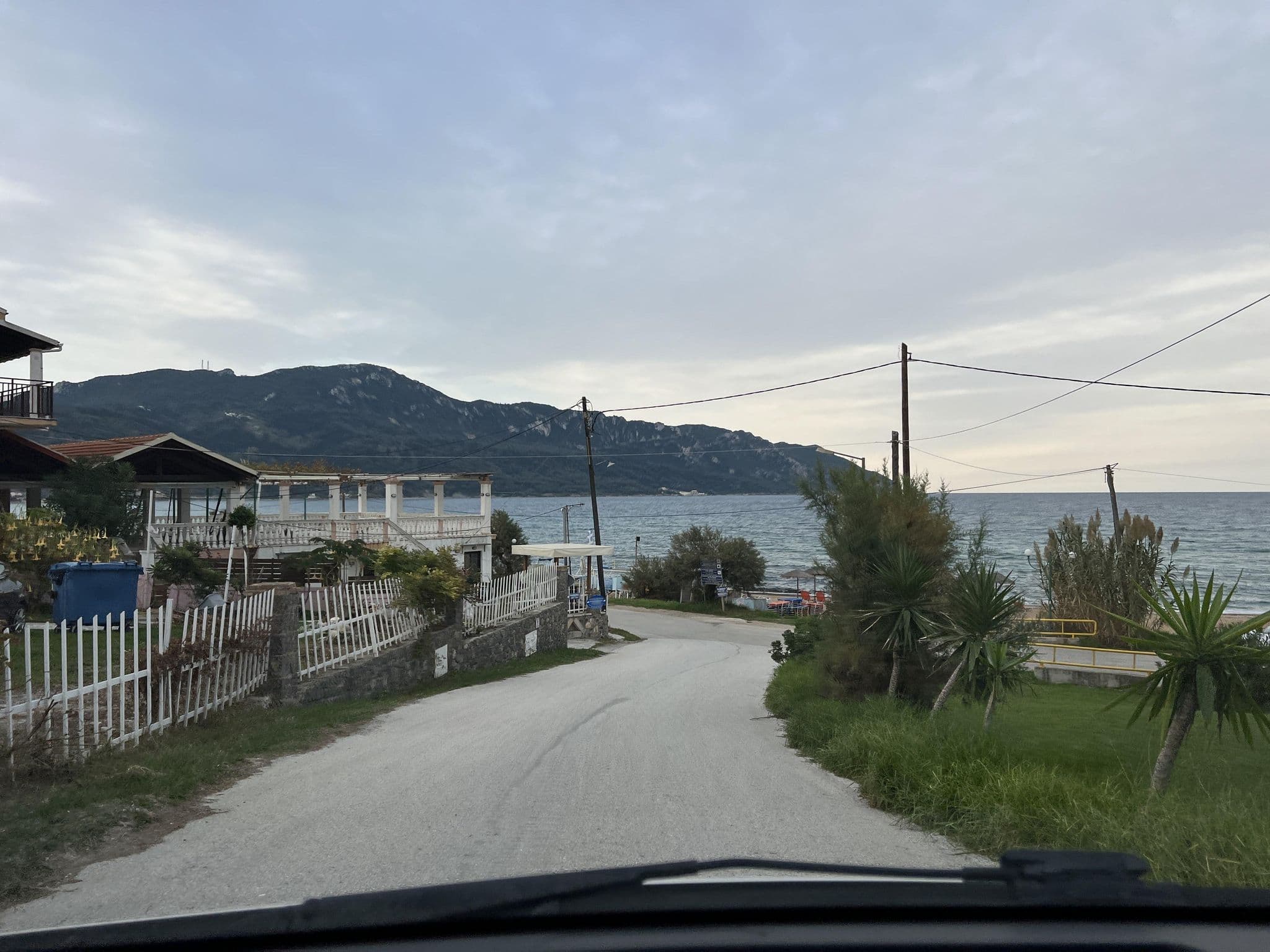 Street view near Vrachos, Agios Georgis