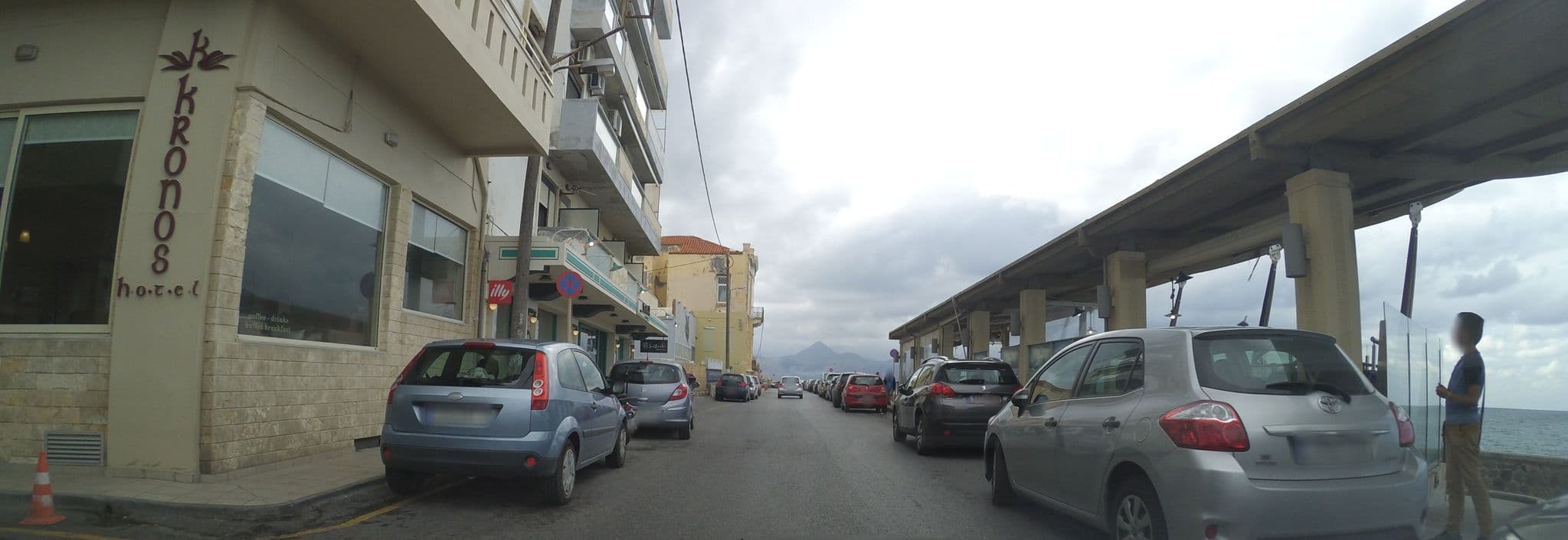 Street view near Kronos Hotel, Irákleion — © teddy73 (CC BY-SA · Mapillary)