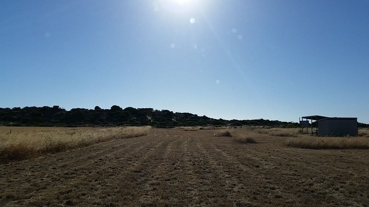 Street view near The Loop, Kingscote — © didz (CC BY-SA · Mapillary)