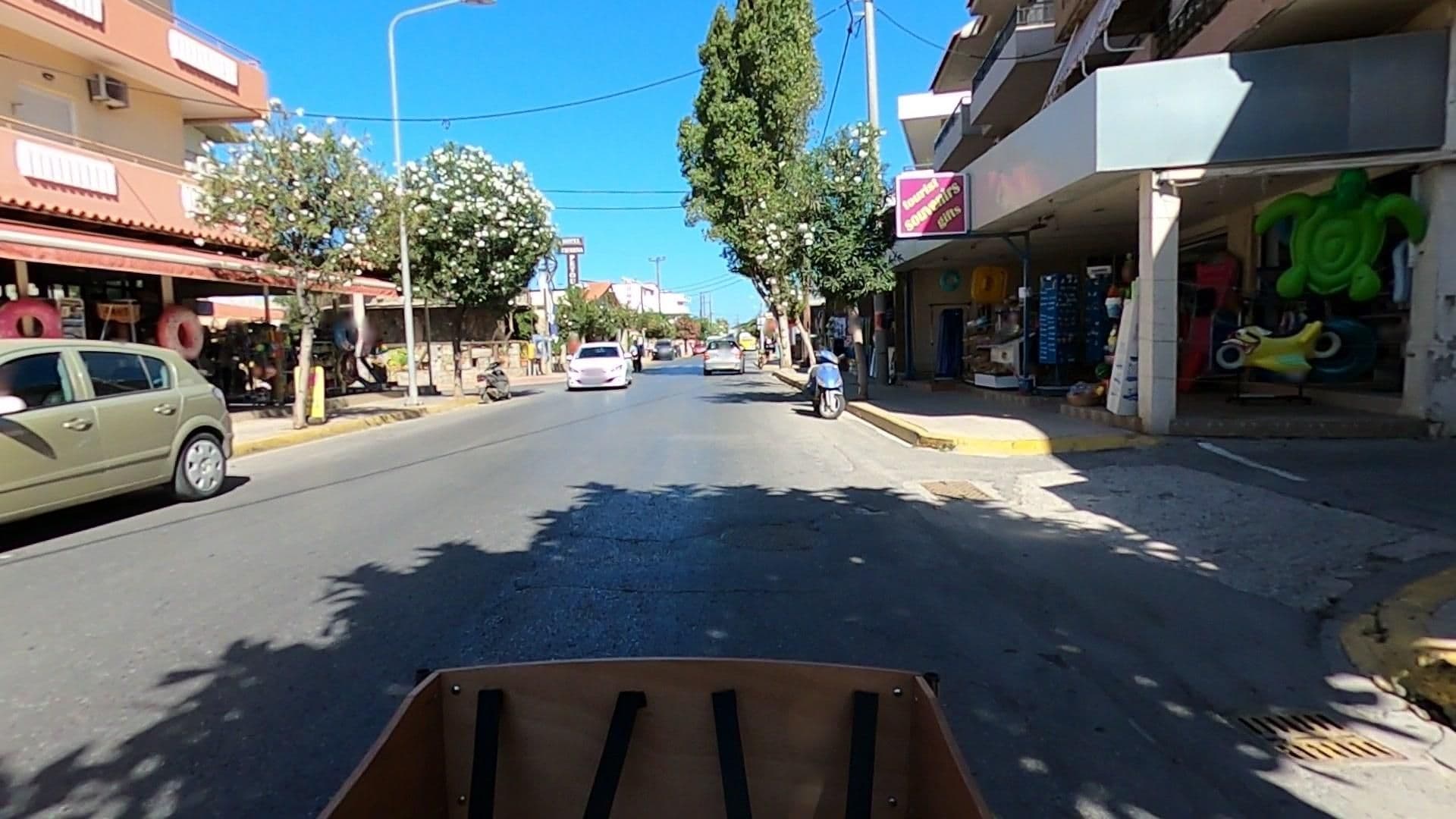 Street view near Lino Mare, Gázi — © efikour (CC BY-SA · Mapillary)
