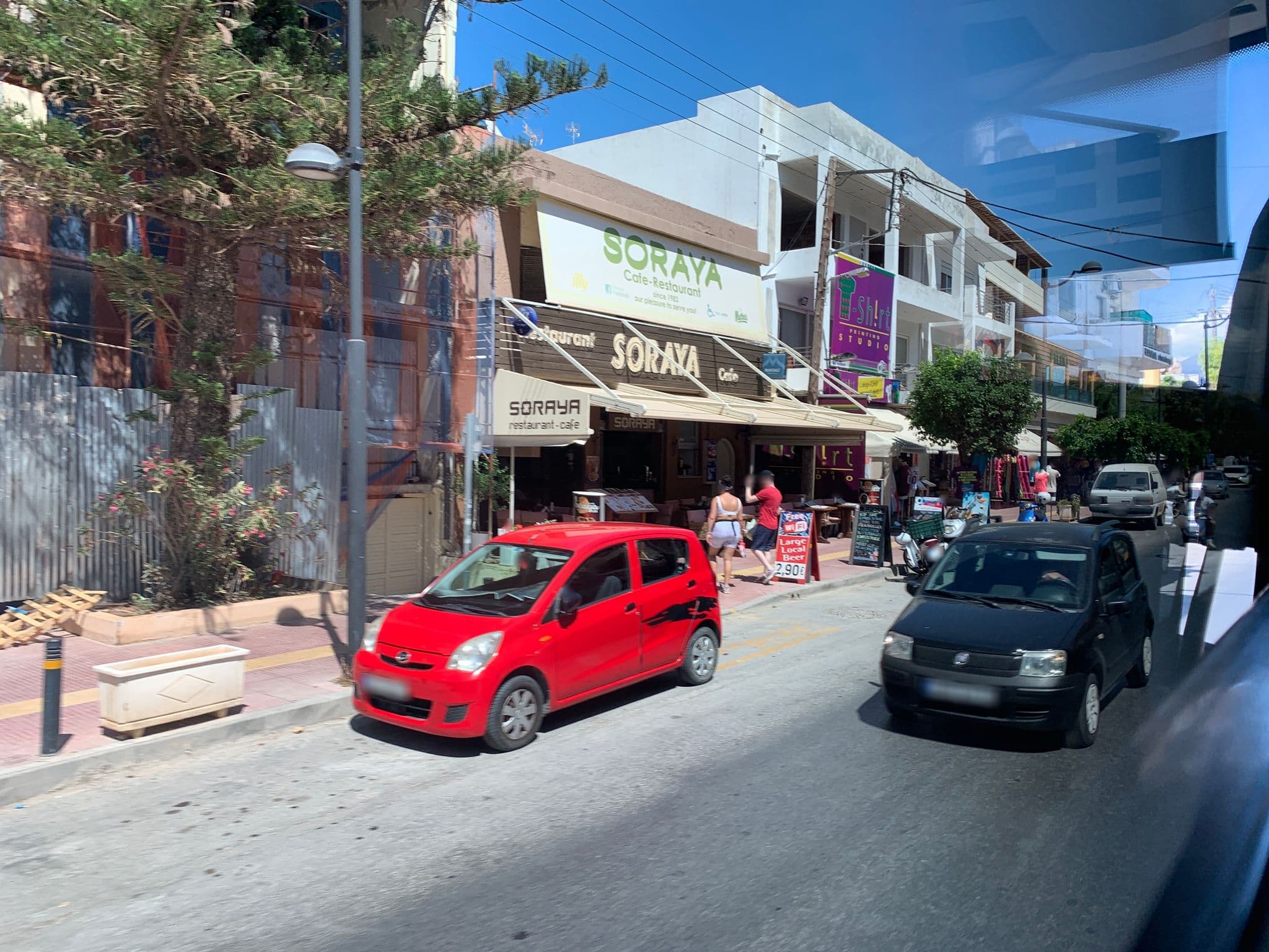 Street view near Velissarios Hotel, Limín Khersonísou — © chicc0 (CC BY-SA · Mapillary)