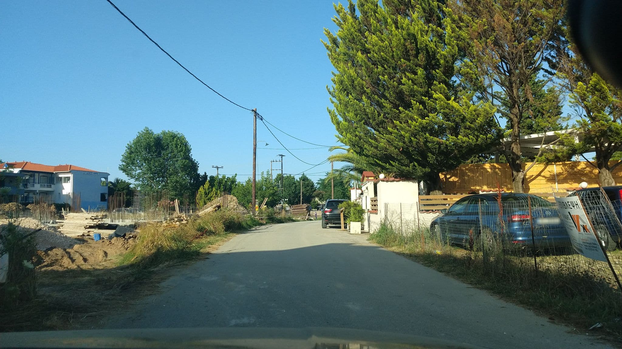 Street view near Ellas, Potamiá — © lucia_ (CC BY-SA · Mapillary)