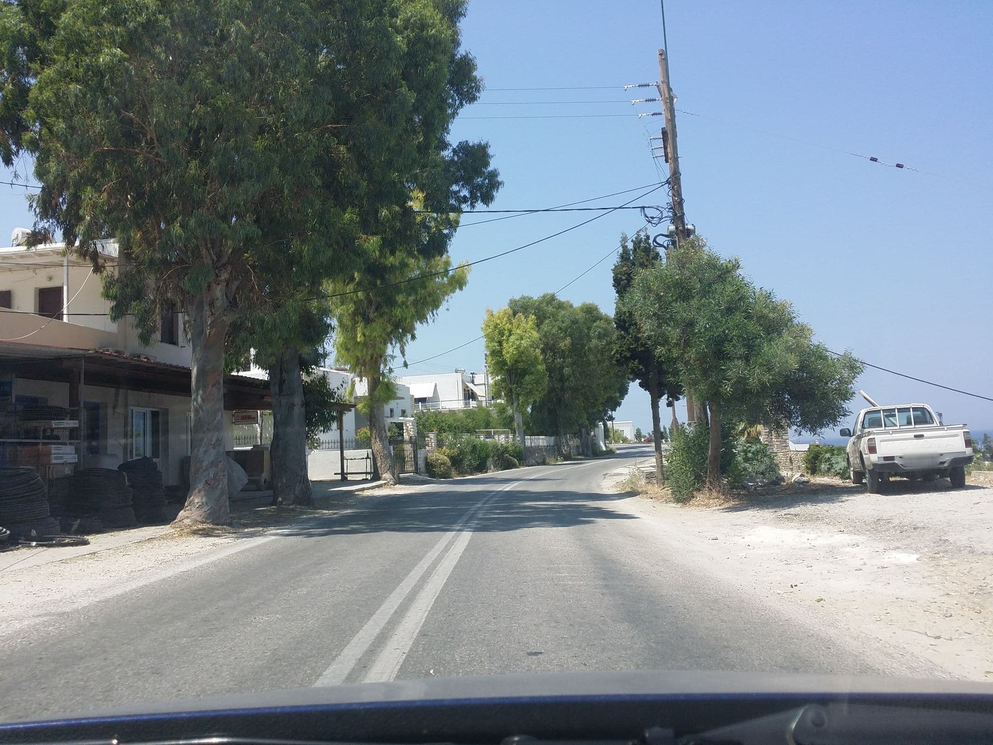 Street view near Eri Hotel, Páros — © pppetros (CC BY-SA · Mapillary)
