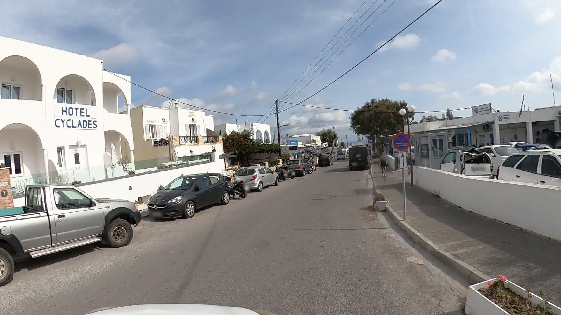 Street view near Cyclades, Mesariá — © efikour (CC BY-SA · Mapillary)