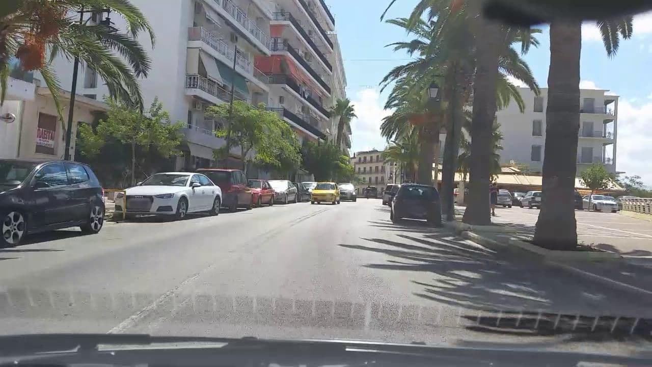 Street view near Petit Palais, Loutráki — © roadroid (CC BY-SA · Mapillary)