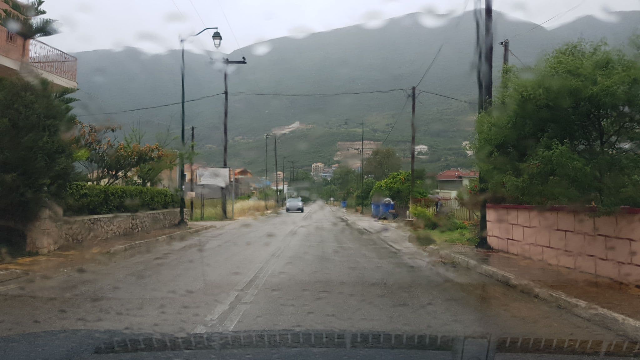 Street view near Enodia, Nidhríon — © roadroid (CC BY-SA · Mapillary)