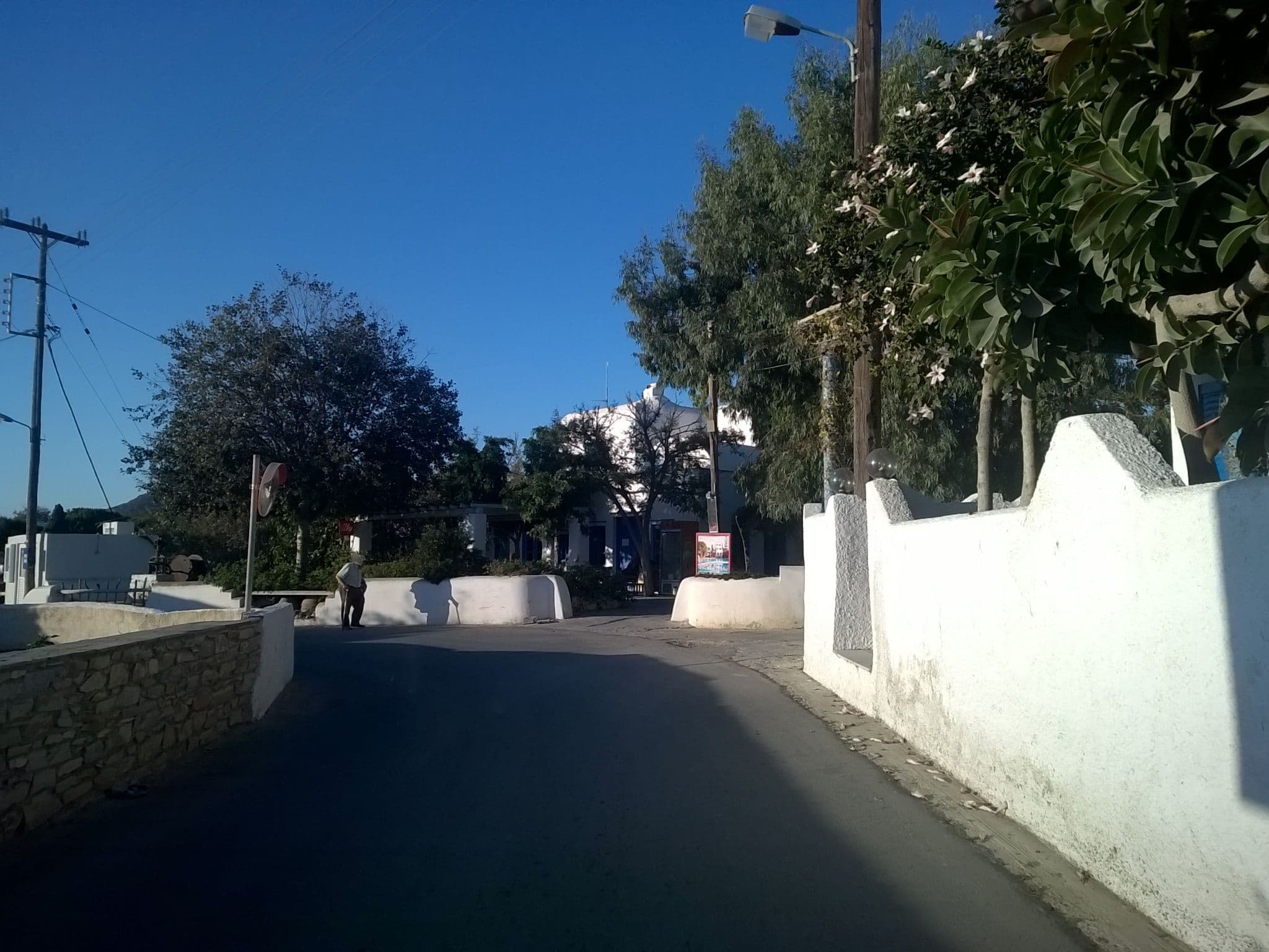 Street view near Something Else, Náxos