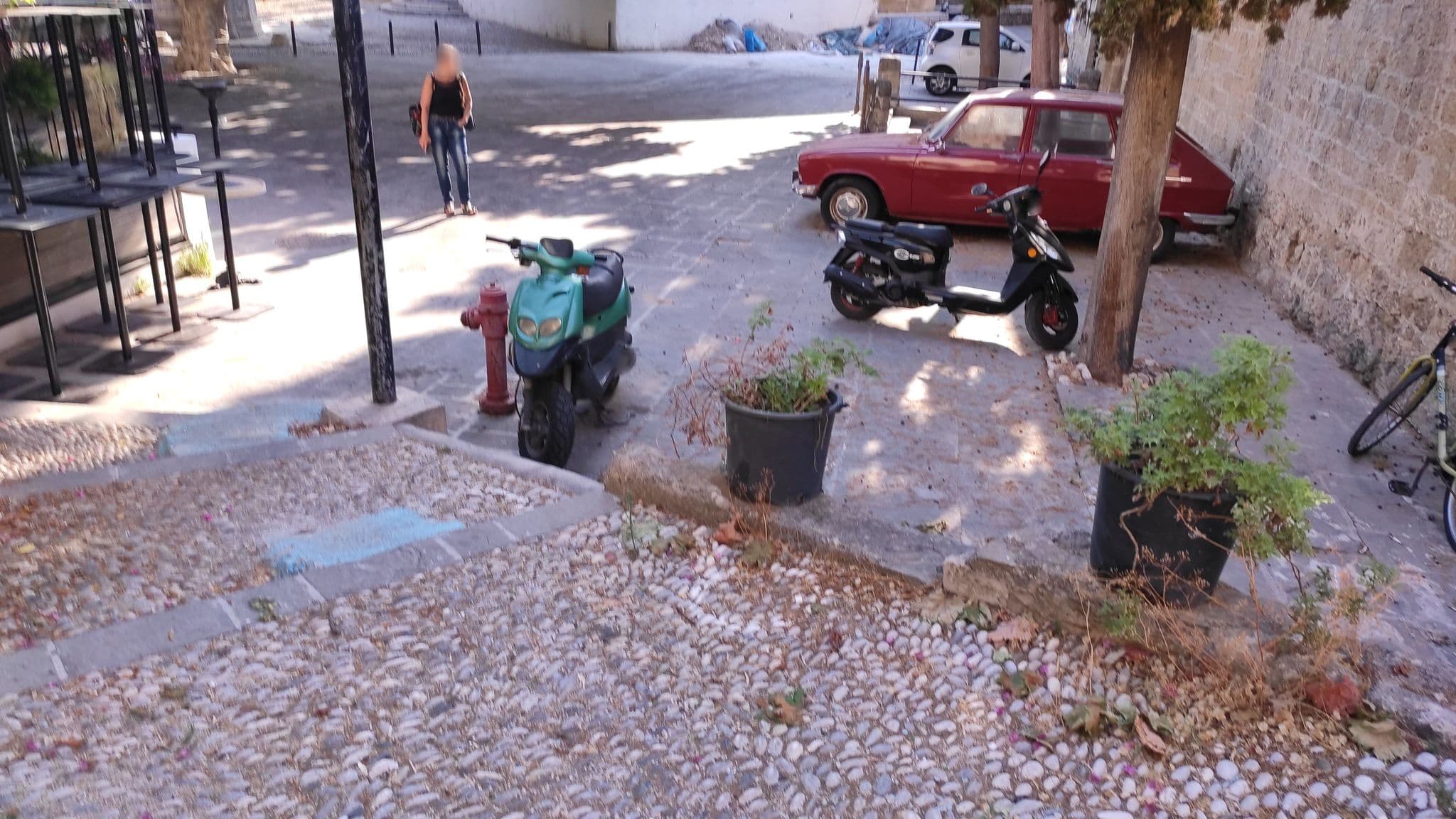 Street view near George&Alexandra's Apartment, Ródos