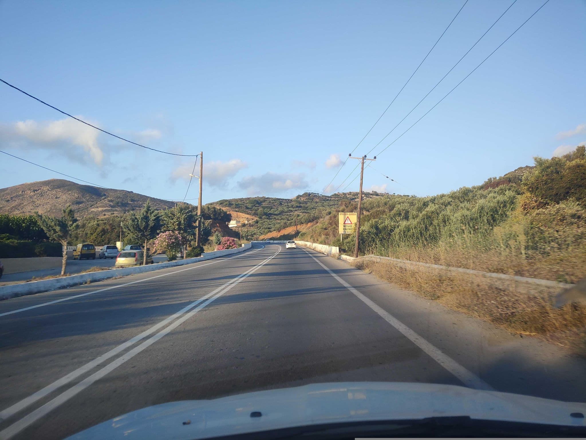 Street view near V & G Cozy Apartments, Kíssamos — © stefan4614 (CC BY-SA · Mapillary)