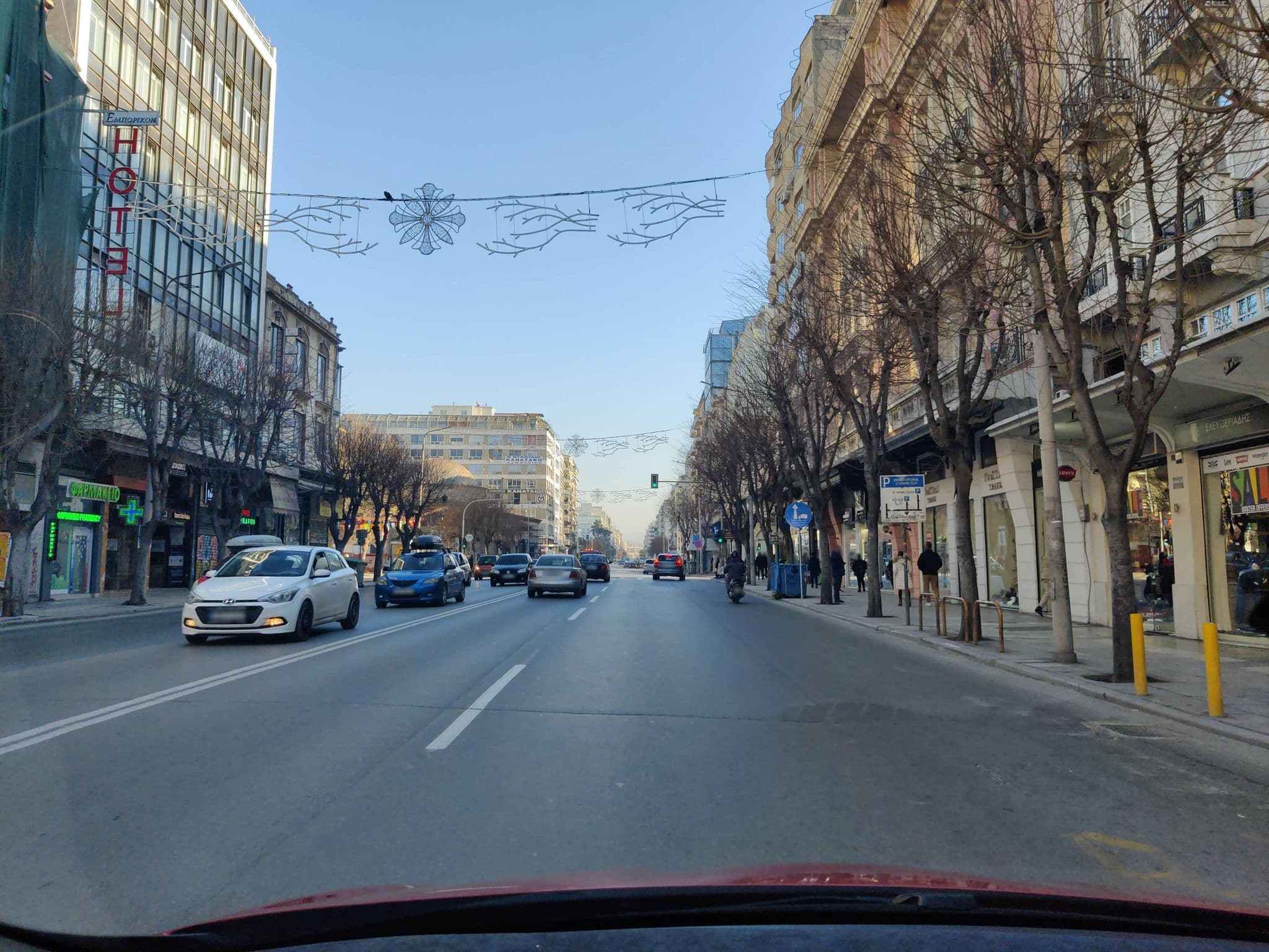 Street view near Jetpak Alternative, Thessaloníki — © nglf (CC BY-SA · Mapillary)