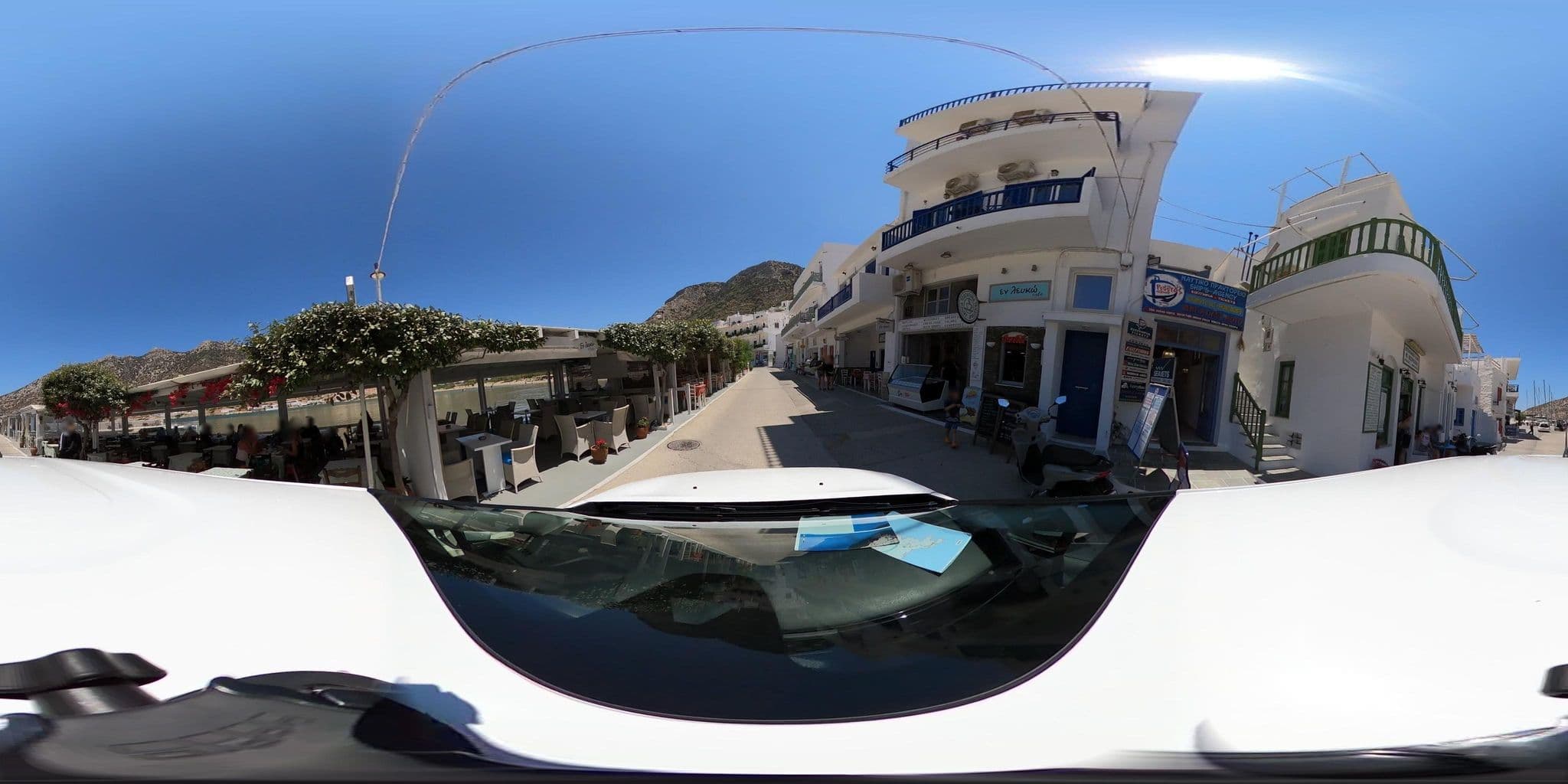 Street view near To Steno, Adámas