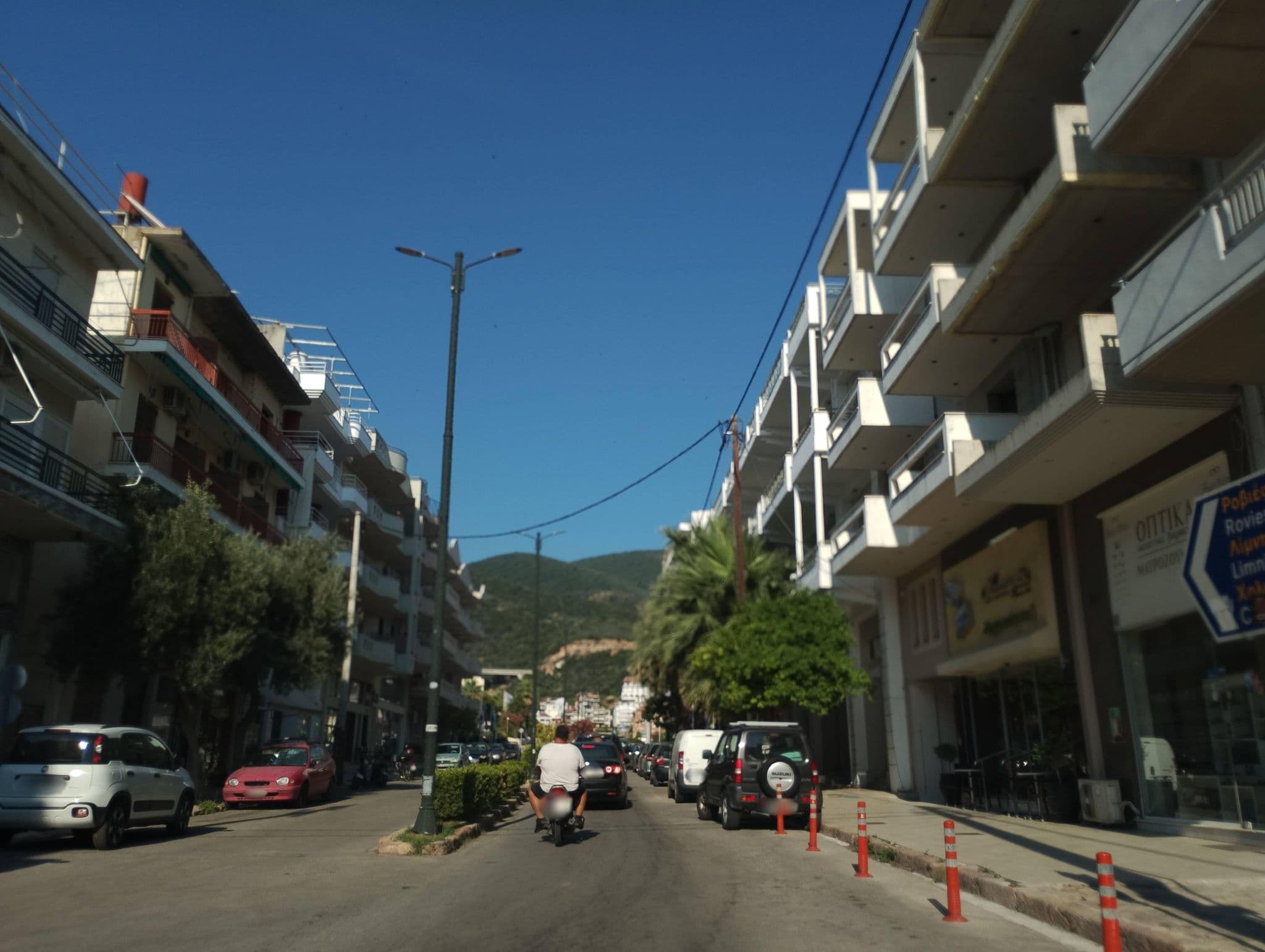 Street view near Iris, Loutrá Aidhipsoú — © George_210 (CC BY-SA · Mapillary)