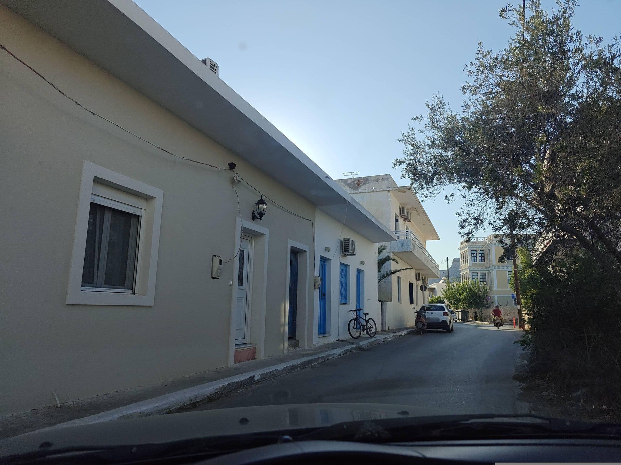 Street view near Libyan Sunrise Studios, Palaióchora