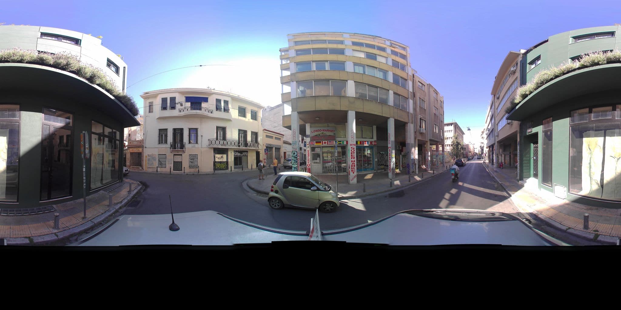 Street view near Nin & Bau, Athens