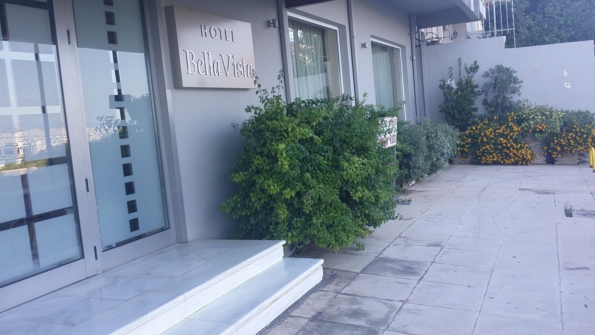 Street view near The Alex Monte Kastella, Piraeus — © pppetros (CC BY-SA · Mapillary)