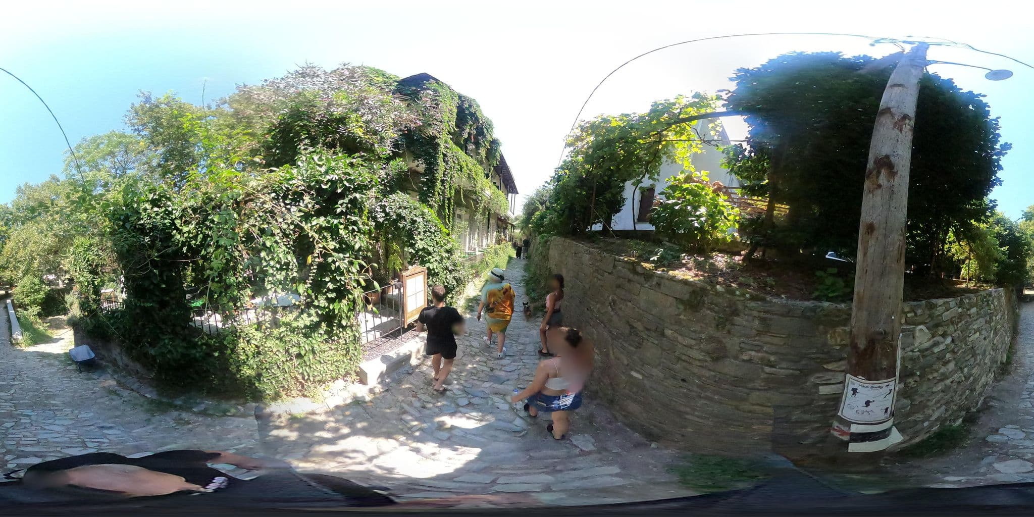 Street view near Lost Unicorn, Mouresi — © geraki (CC BY-SA · Mapillary)