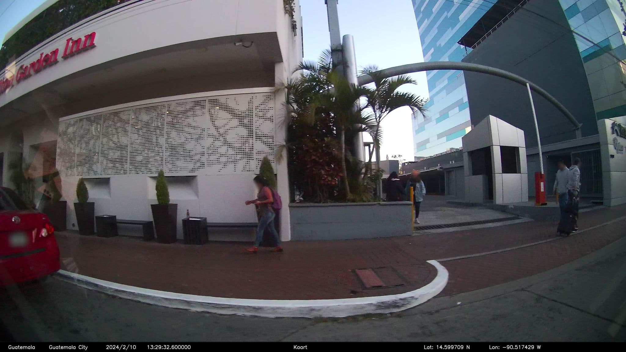 Street view near Hilton Garden Inn, Santa Catarina Pinula — © kaart_3 (CC BY-SA · Mapillary)