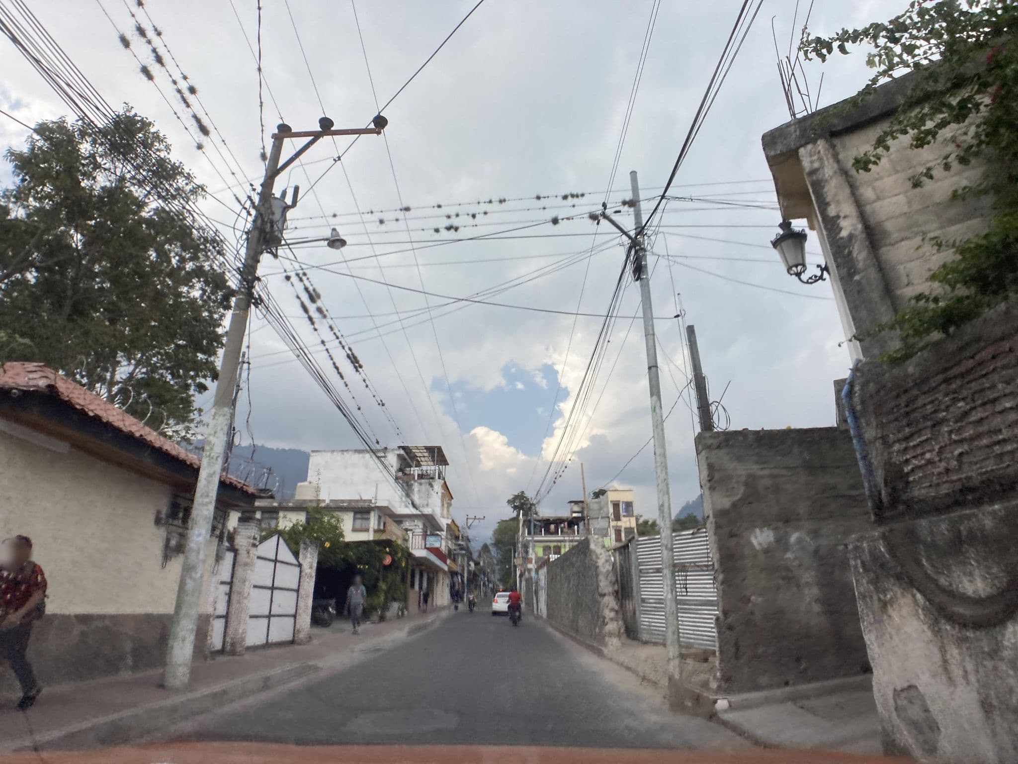 Street view near Hotel Paradise Inn, Panajachel — © jaas (CC BY-SA · Mapillary)