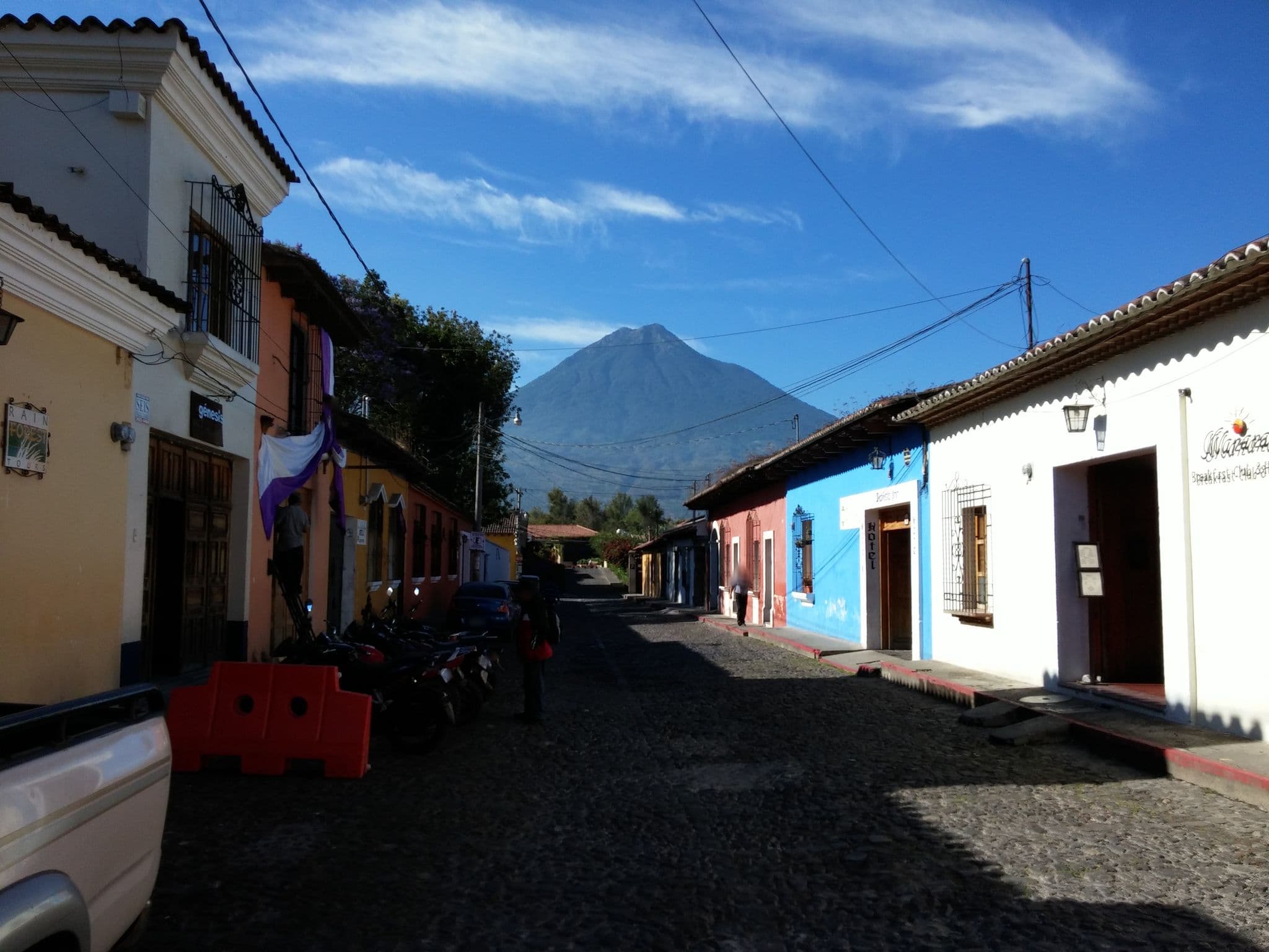 Street view near Hotel Dionisio Inn, Antigua Guatemala — © elotrojames (CC BY-SA · Mapillary)