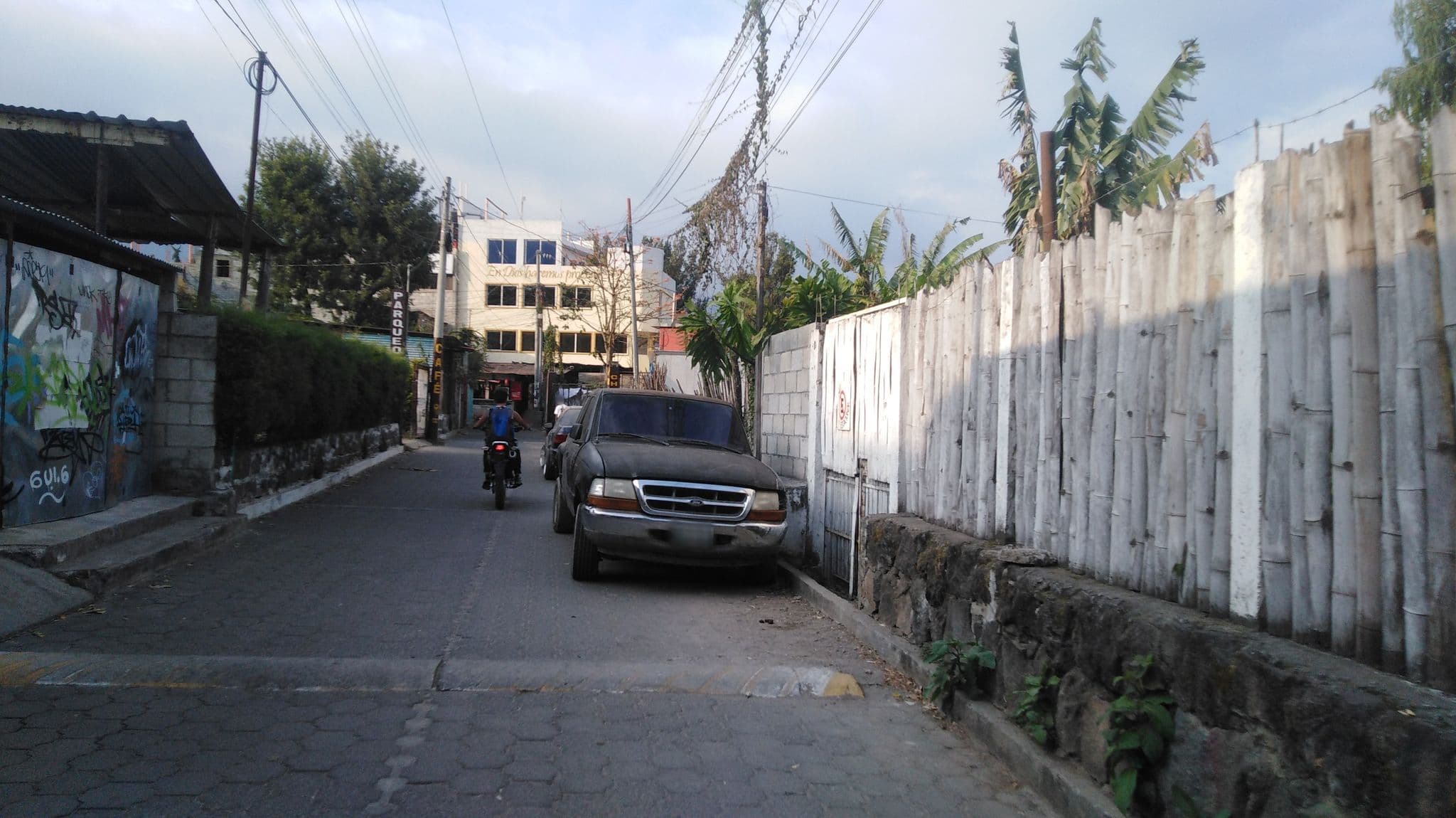 Street view near XiBalba, San Pedro La Laguna — © cortezrodriguez (CC BY-SA · Mapillary)