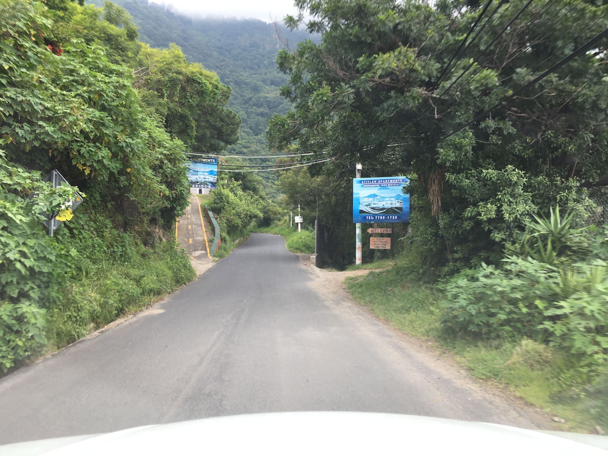 Street view near Hotel y apartamentos Don Moises, Panajachel — © jaas (CC BY-SA · Mapillary)