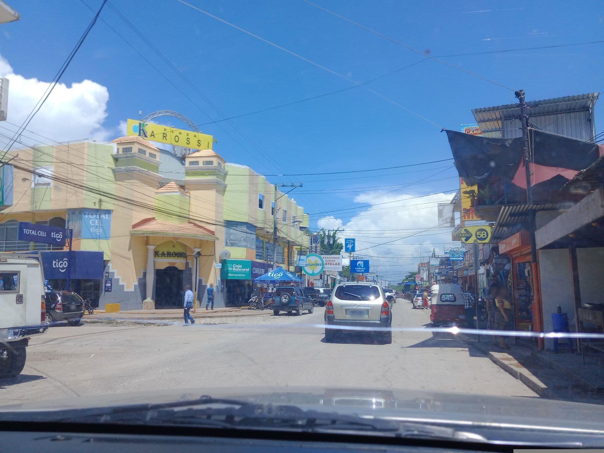 Street view near Hotel del Centro, Flores — © ingetelca_telefono_6 (CC BY-SA · Mapillary)