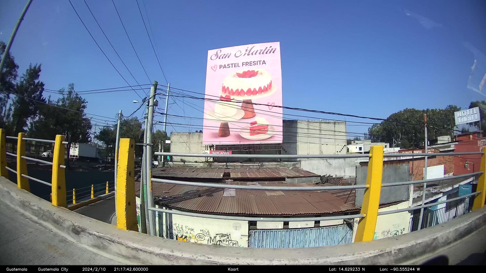 Street view near Hotel Tikal, Guatemala City — © kaart_2 (CC BY-SA · Mapillary)