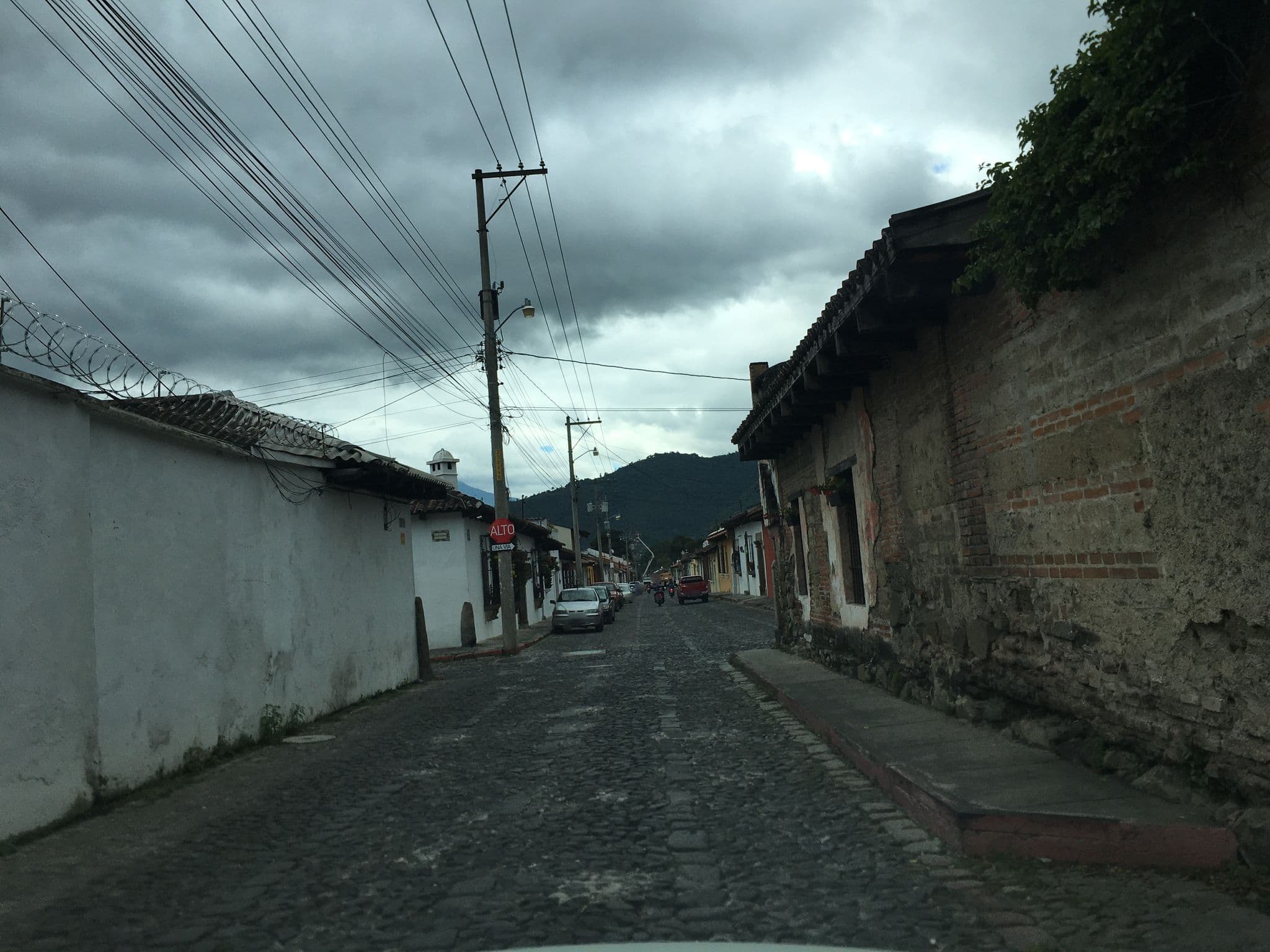 Street view near Hotel Boutique Los Pasos, Antigua Guatemala — © jaas (CC BY-SA · Mapillary)