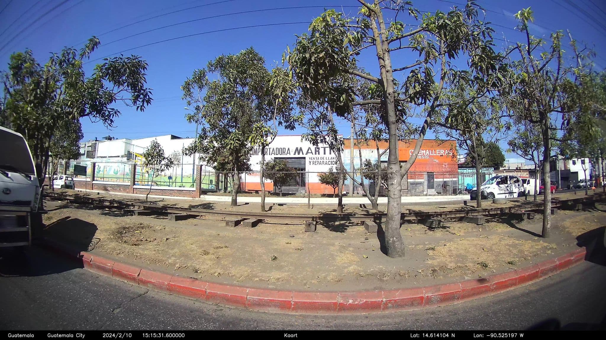 Street view near Hotel Posada de Don Luis, Guatemala City — © kaart_2 (CC BY-SA · Mapillary)