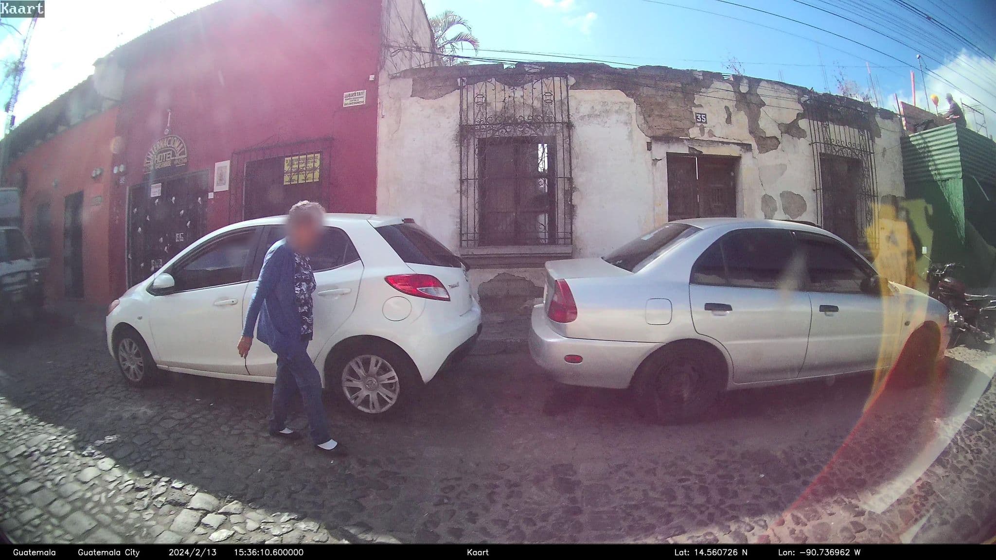 Street view near Posada El Jardín de Lolita, Antigua Guatemala — © kaart_2 (CC BY-SA · Mapillary)